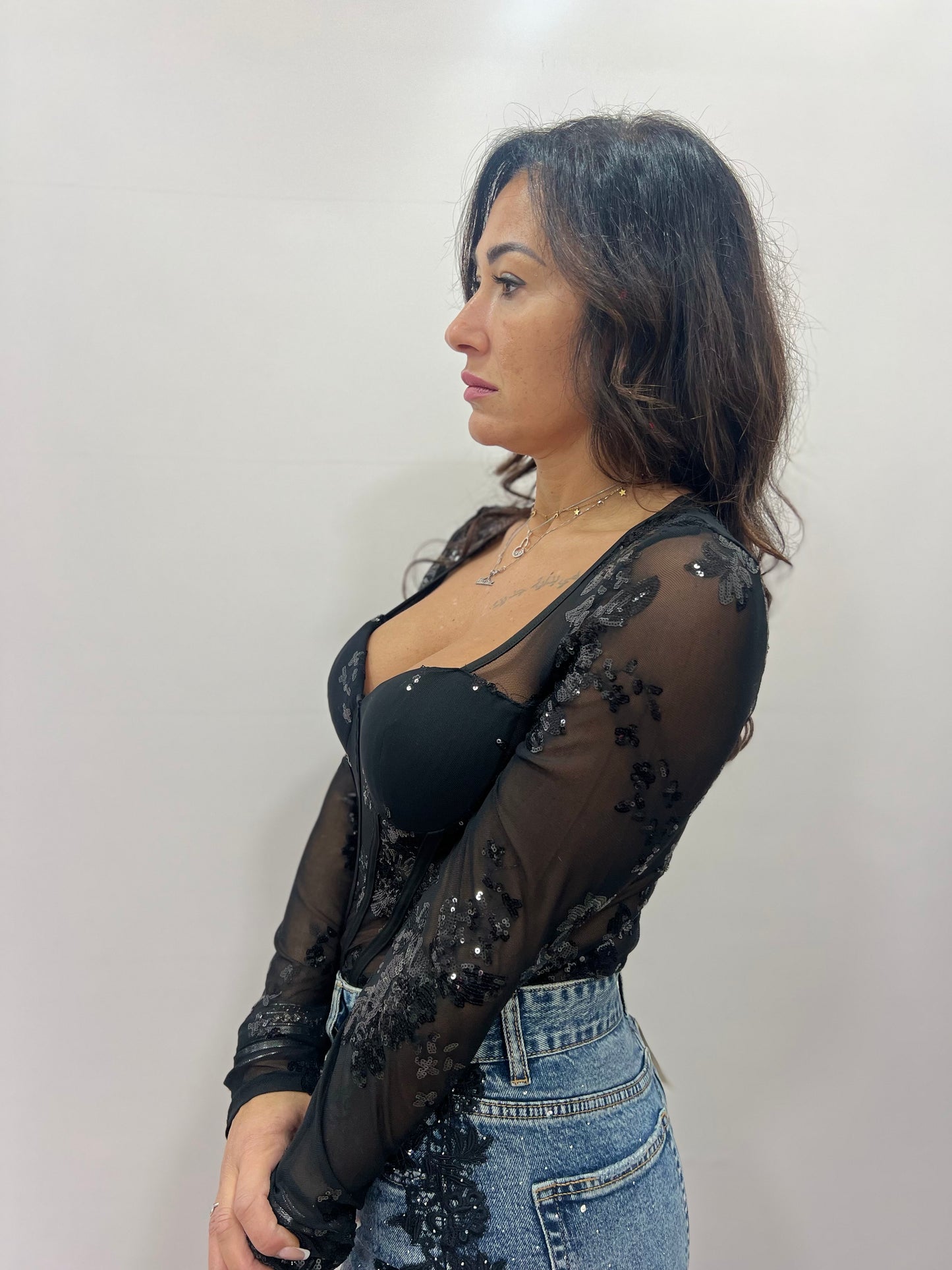 Body trasparente ricamato elegante