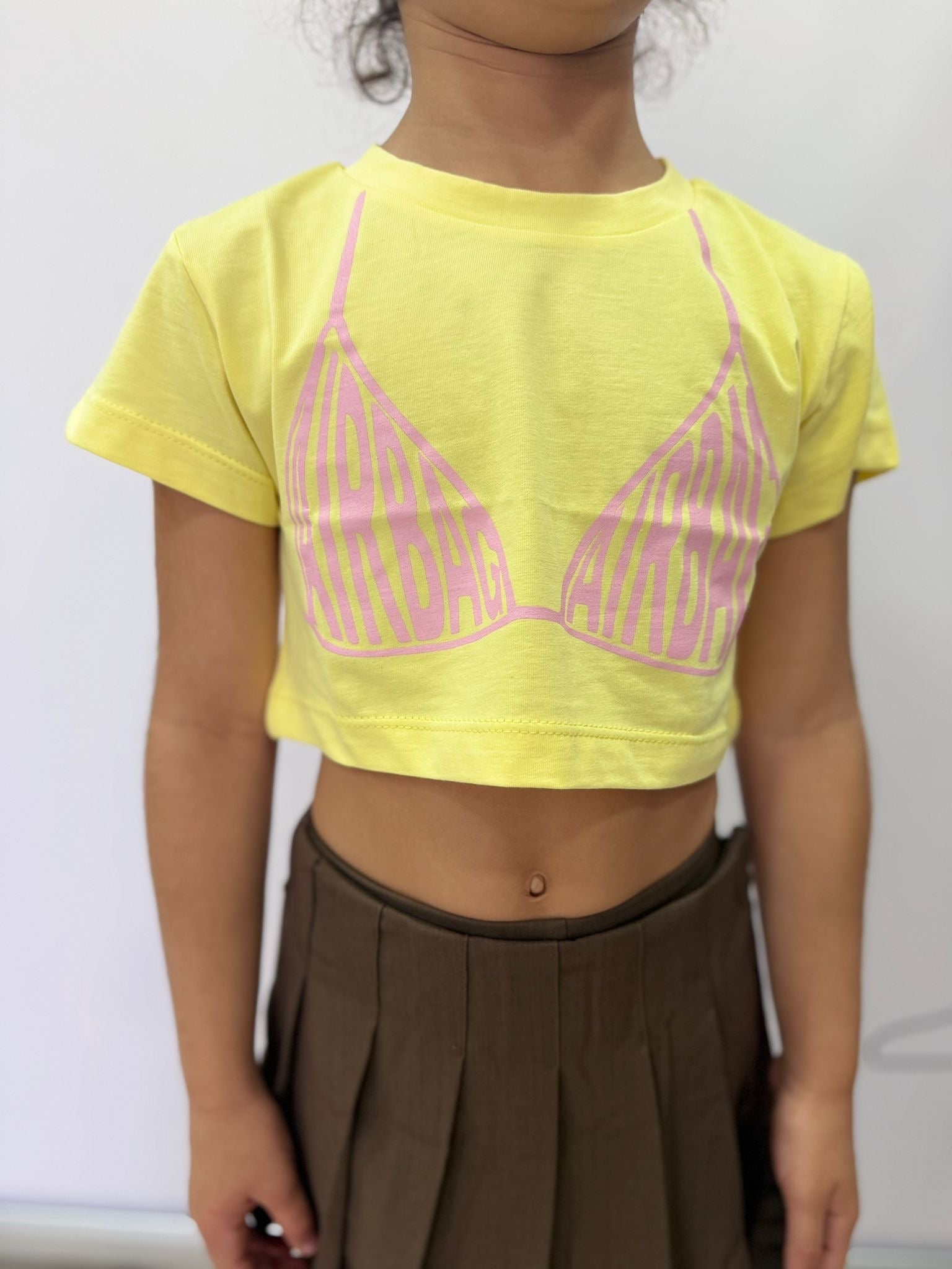 T-shirt crop bambina stampa grafica trendy