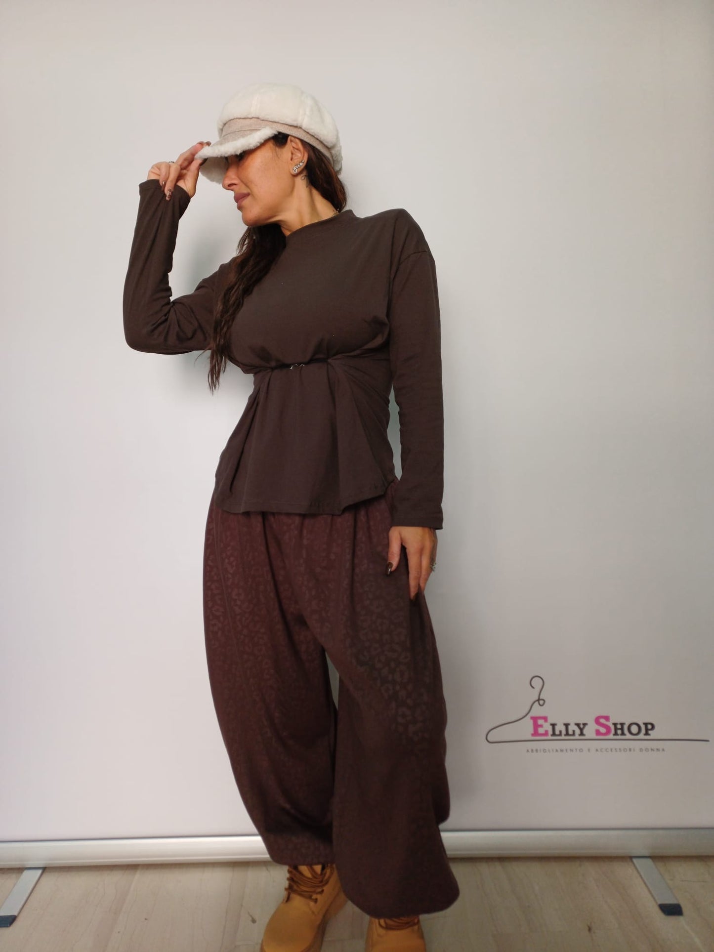 Pantalone ampio donna fantasia tono su tono