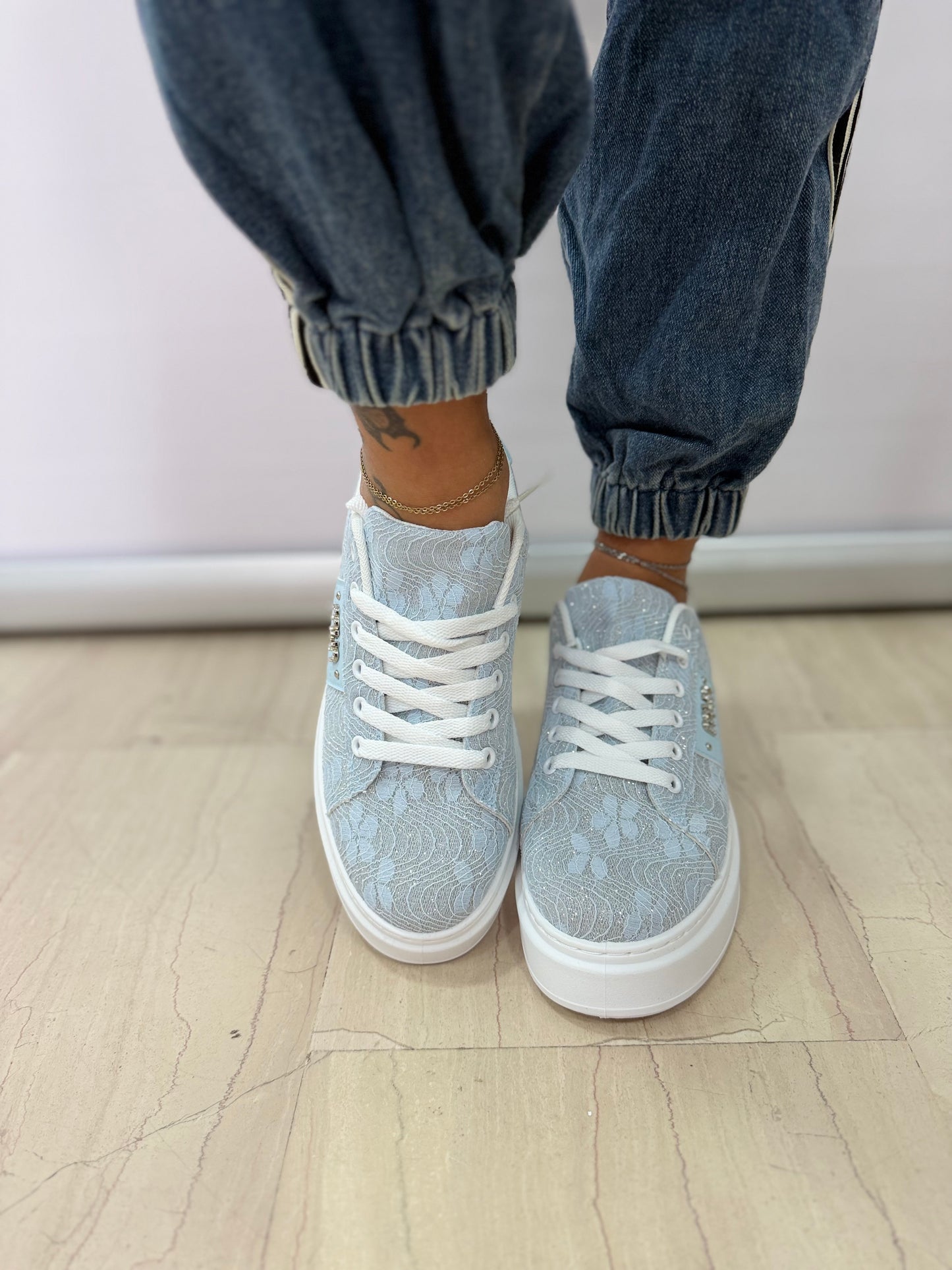 Sneakers donna platform in pizzo elegante