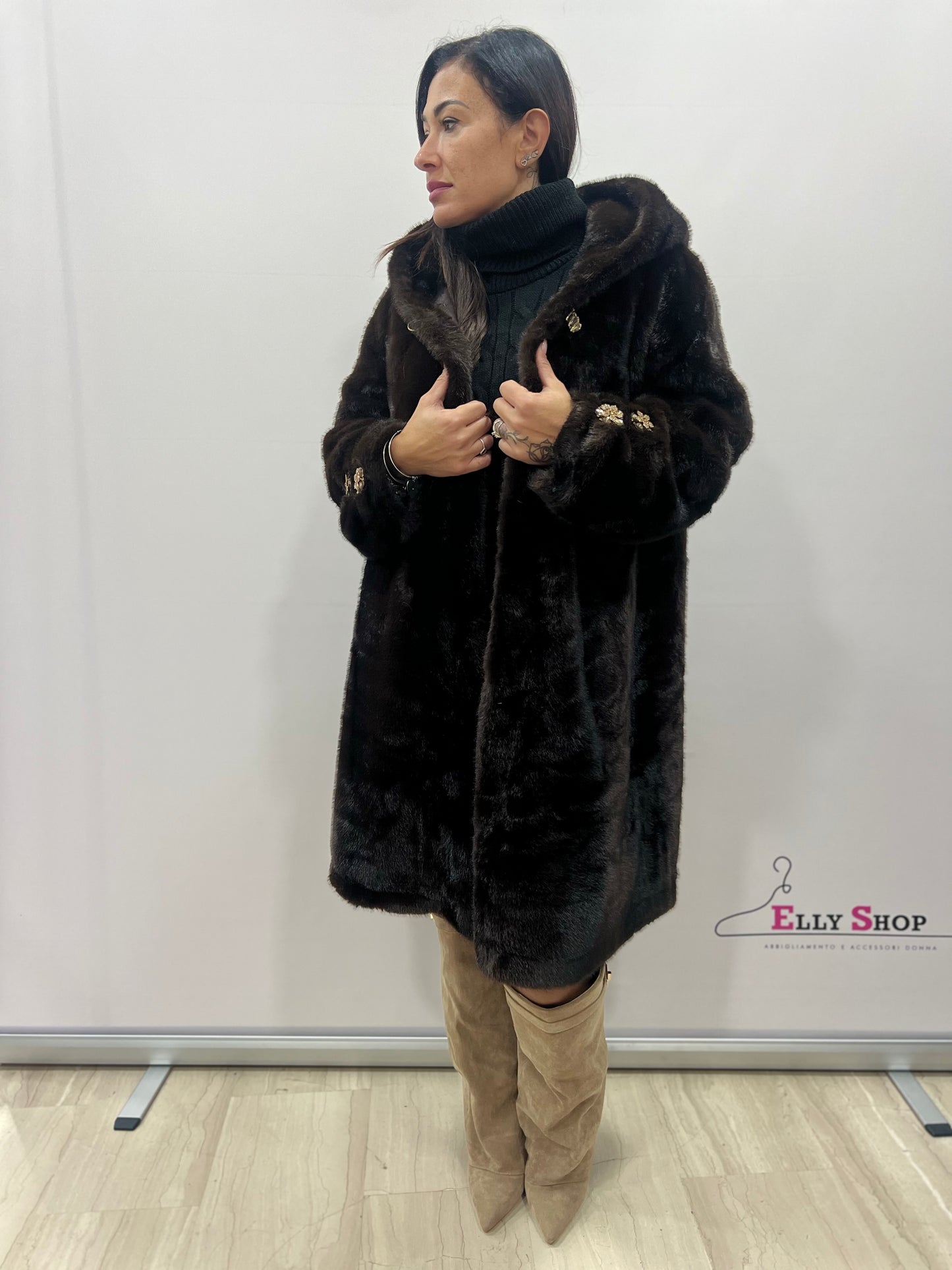 Pelliccia lunga donna con cappuccio in ecopelliccia visone – taglia unica beige o marrone fino alla 46