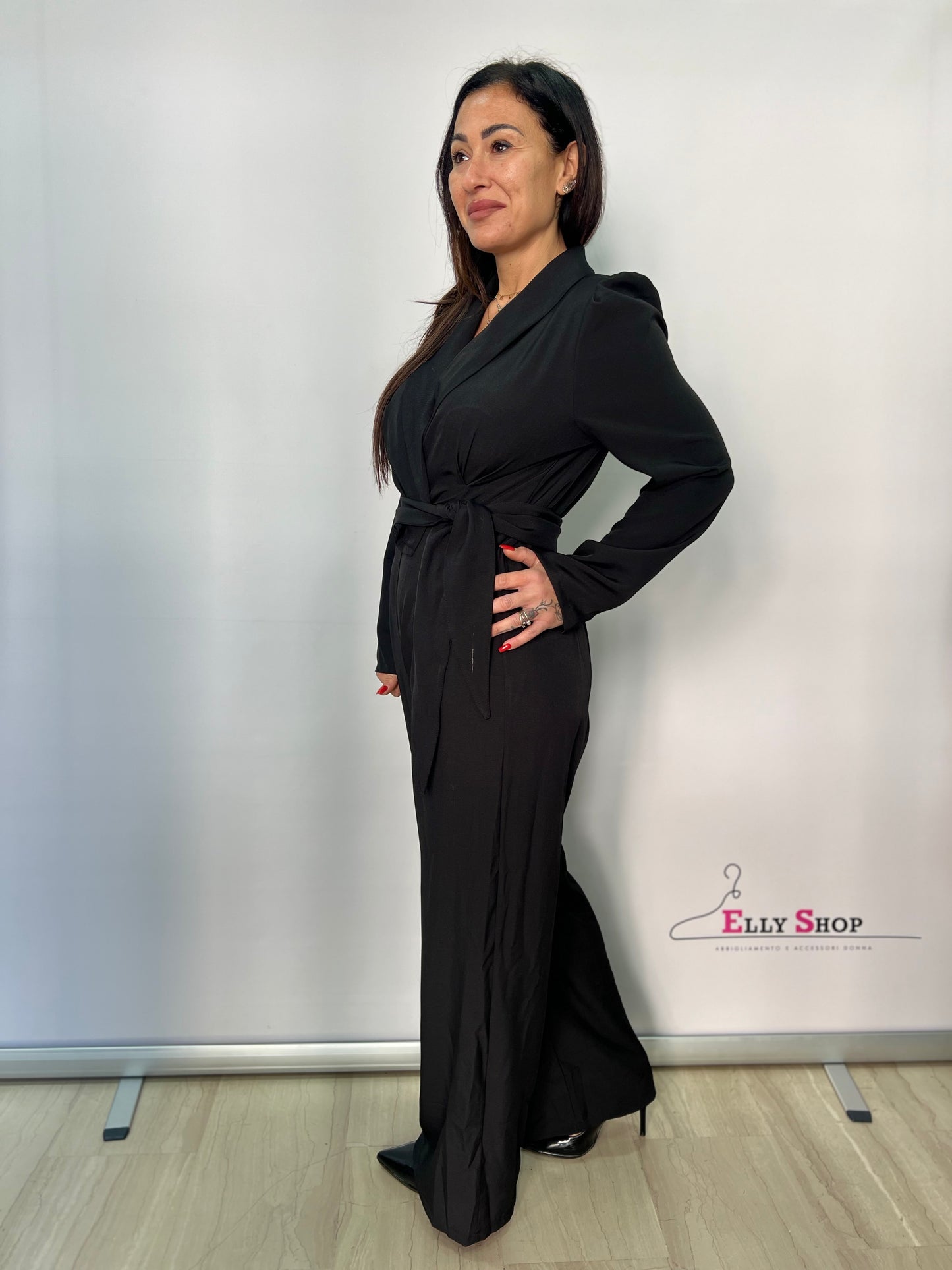 Tuta intera elegante donna con cintura