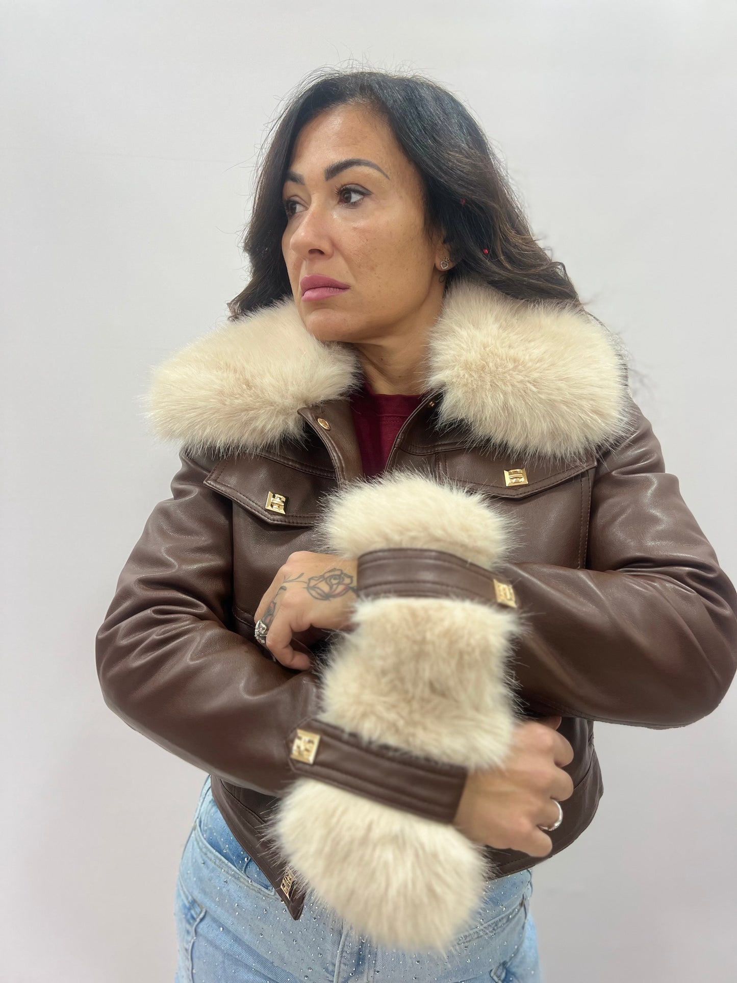 Giacca ecopelle corta con pelliccia removibile