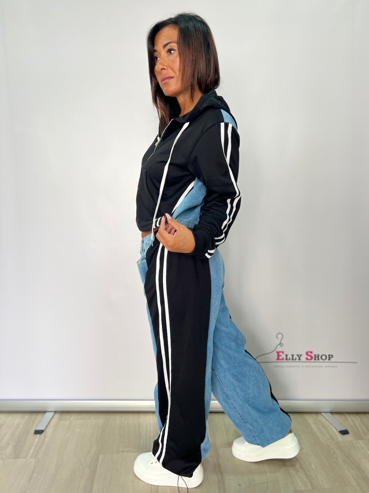 Completo donna sportivo con felpa e pantalone jeans – taglia unica grigia o nera fino a L