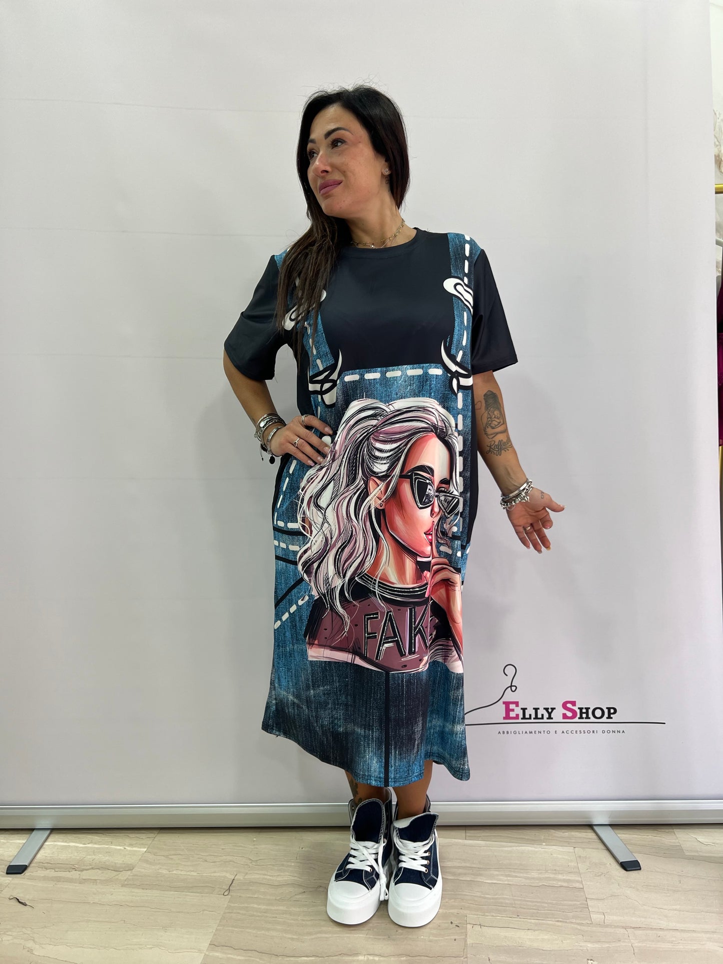 Langes Damenkleid mit Latzhose und Grafikdruck – Einheitsgröße bis XXL 