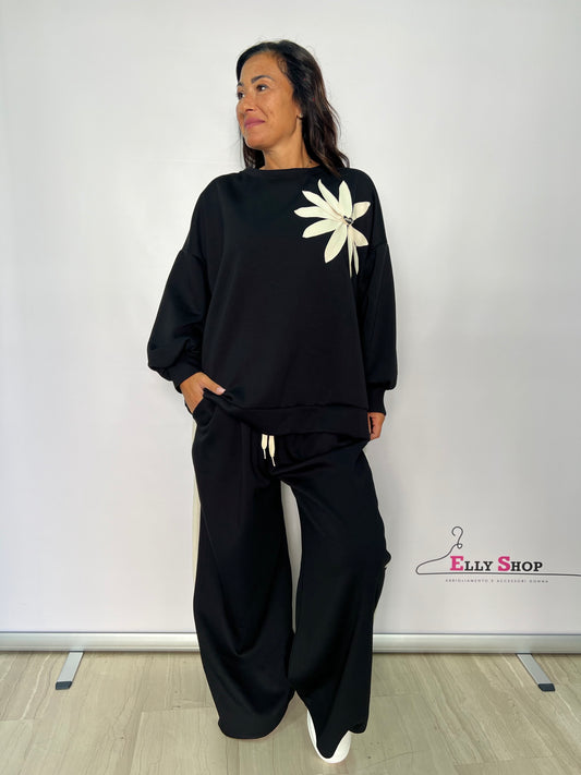 Completo tuta curvy con fiore