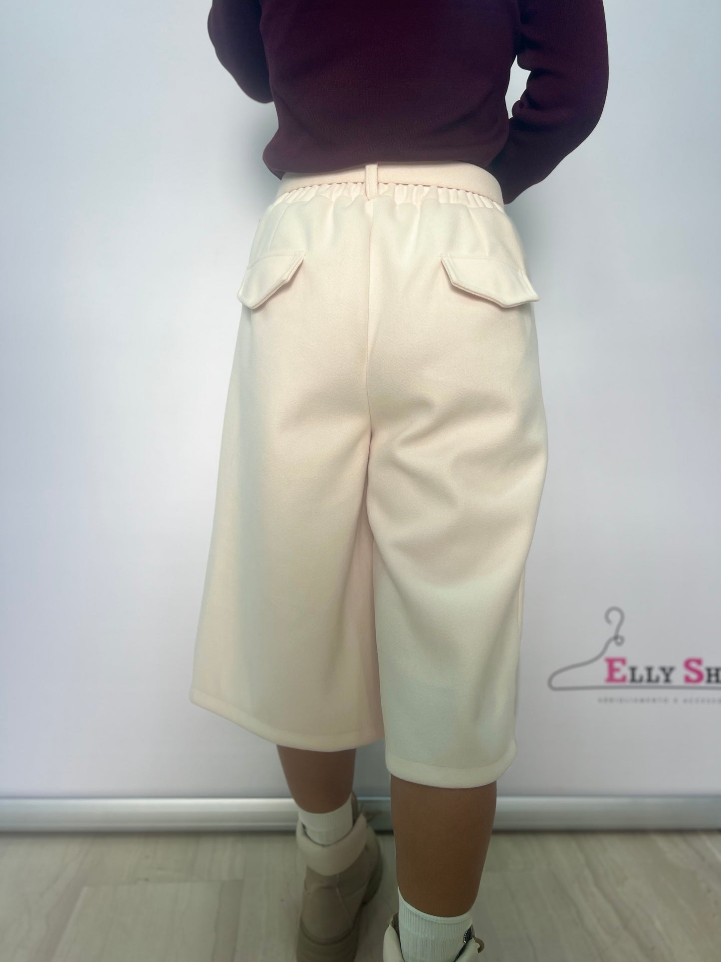 Bermuda donna con cintura elegante