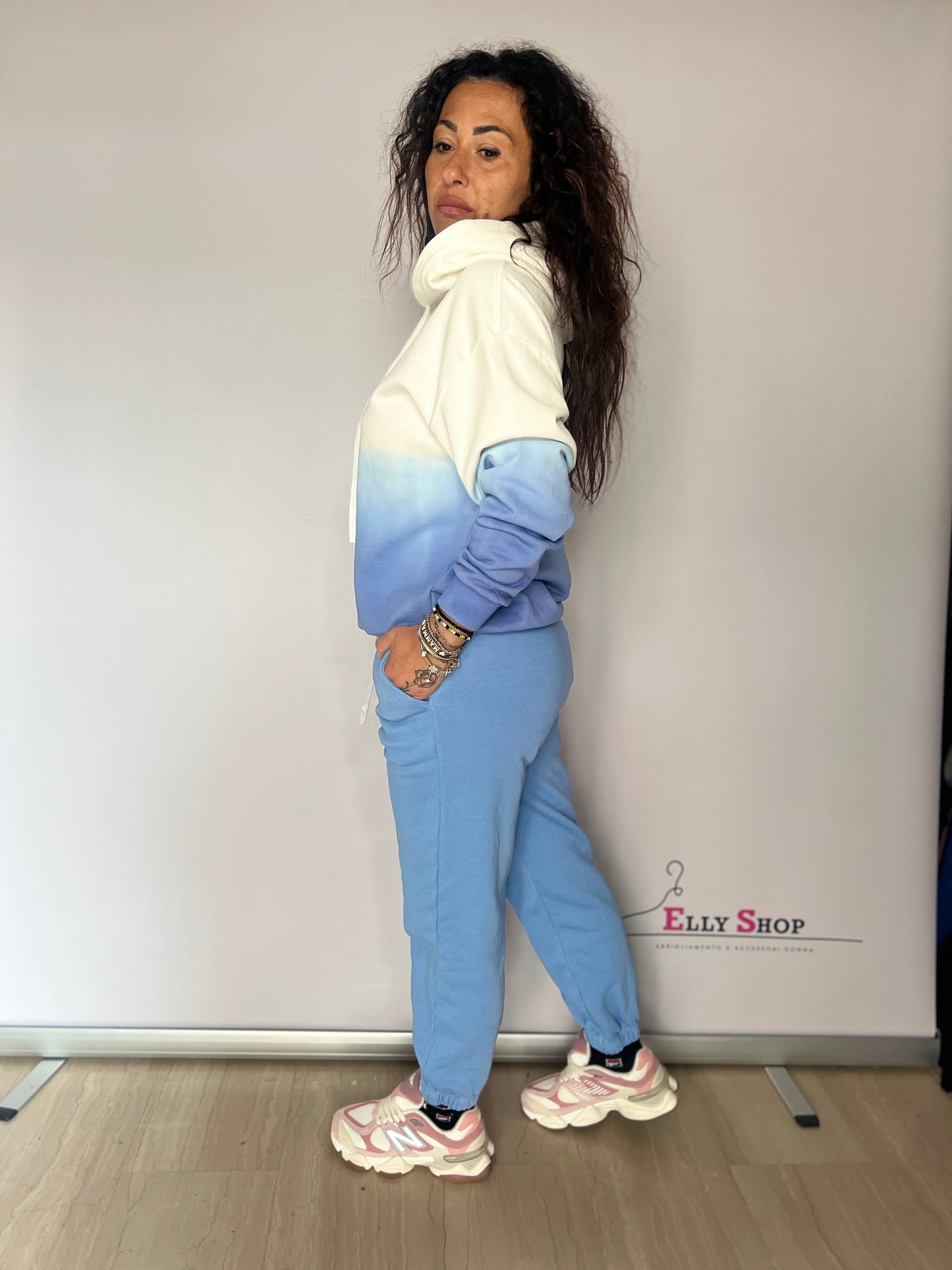 Completo tuta donna degradé con cappuccio