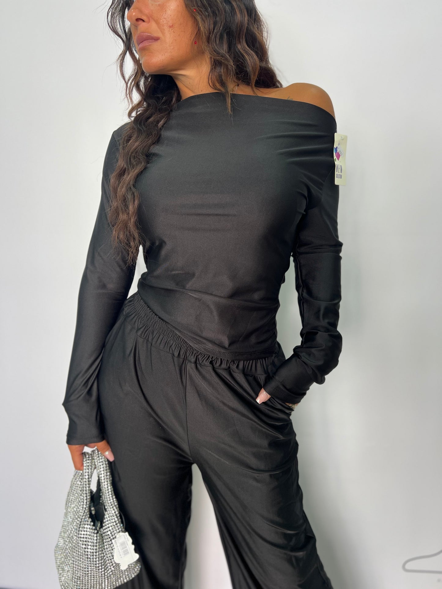 Completo lycra con scollo