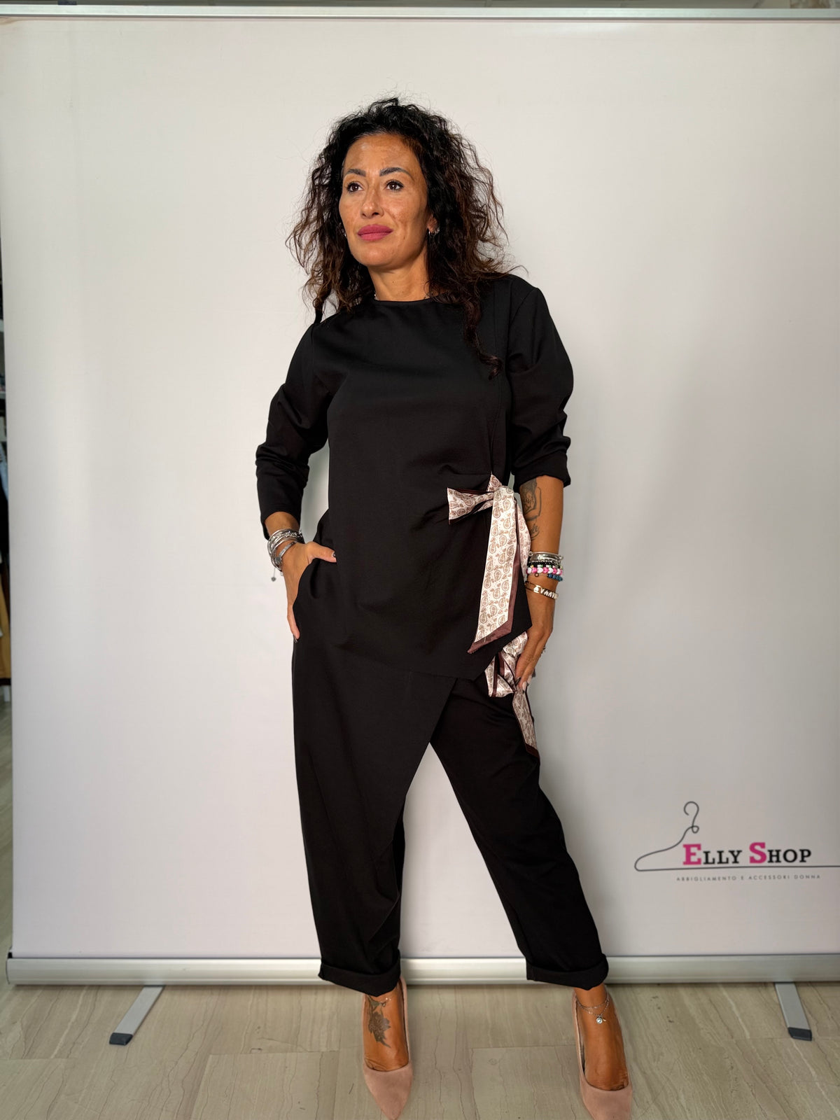 Completo Donna Fiocco Chic con Pantalone