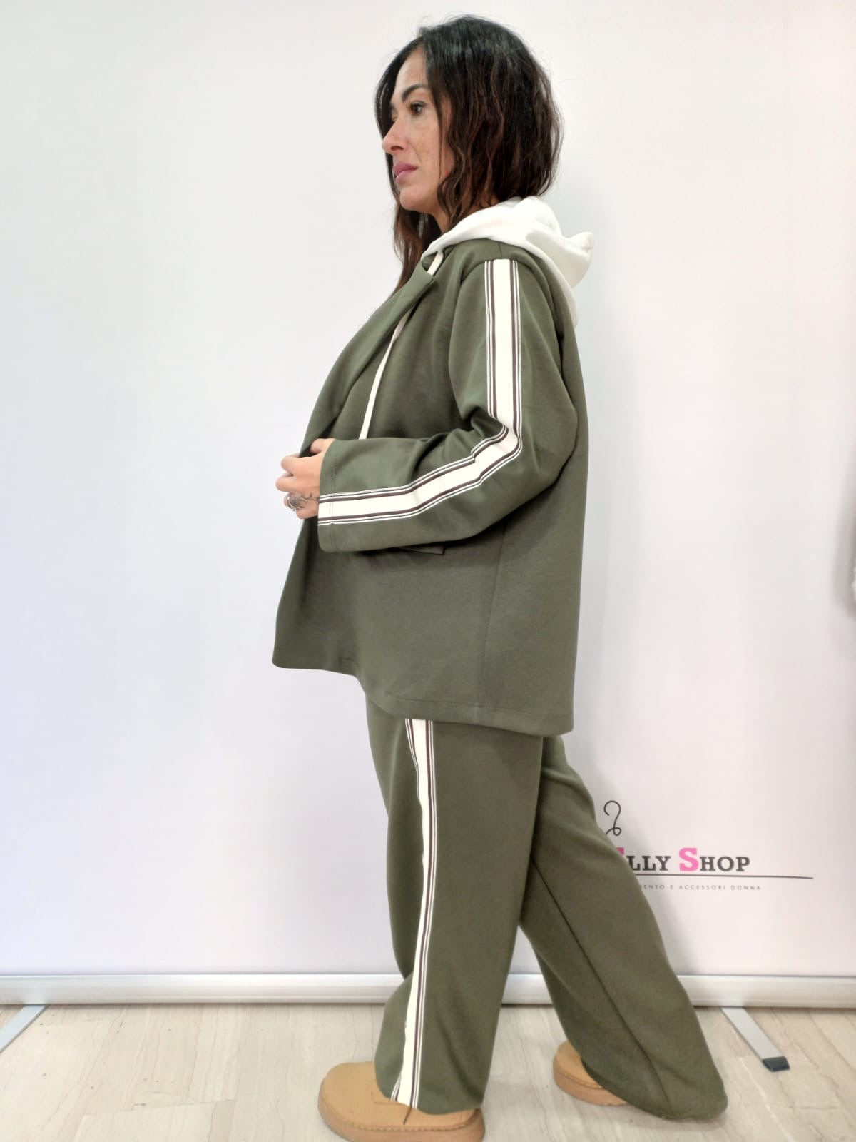 Completo donna casual con cappuccio