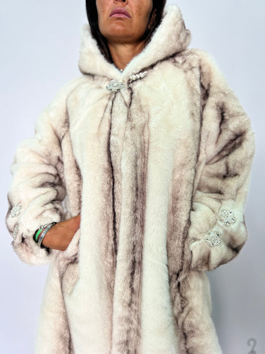 Pelliccia lunga donna con cappuccio in ecopelliccia visone – taglia unica beige o marrone fino alla 46