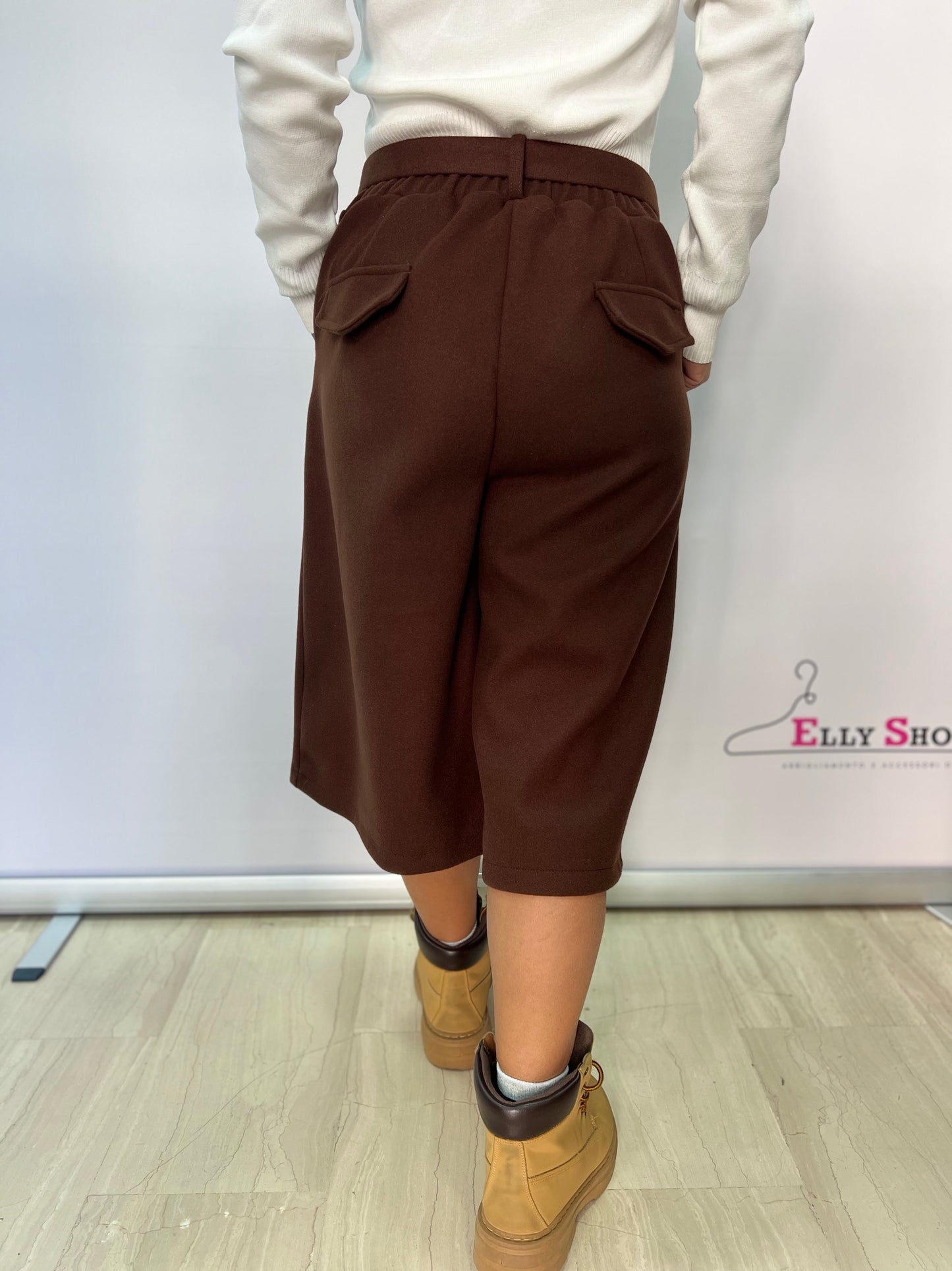 Bermuda donna con cintura elegante