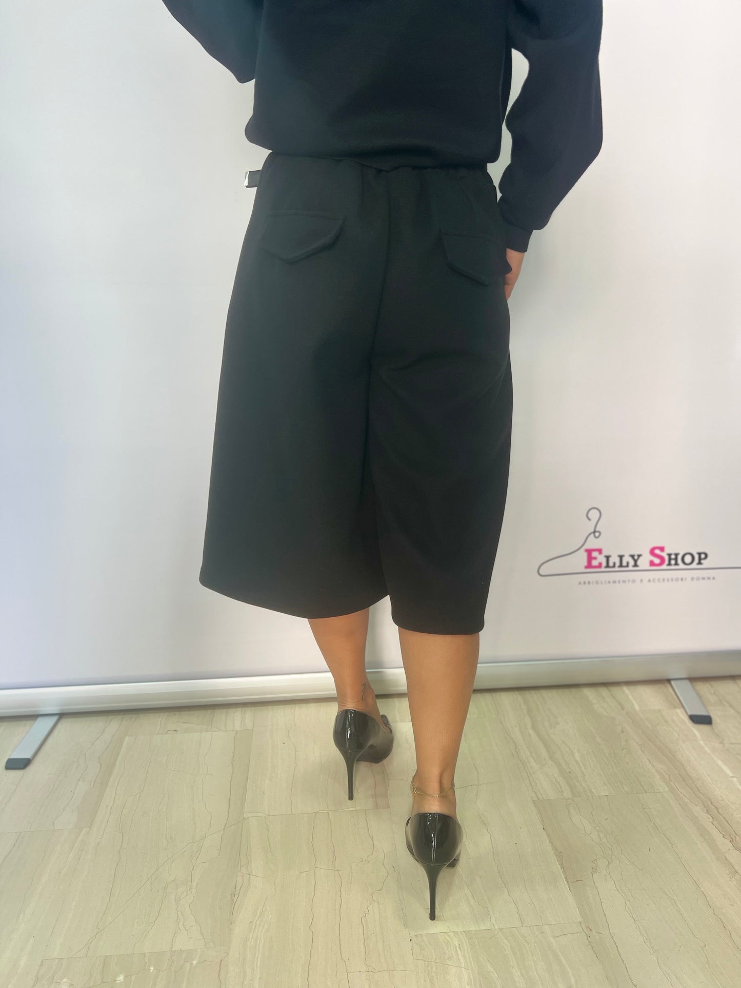 Bermuda donna con cintura elegante