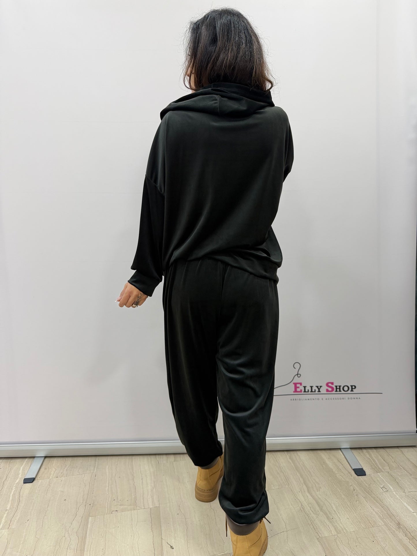 Completo donna curvy elasticizzato