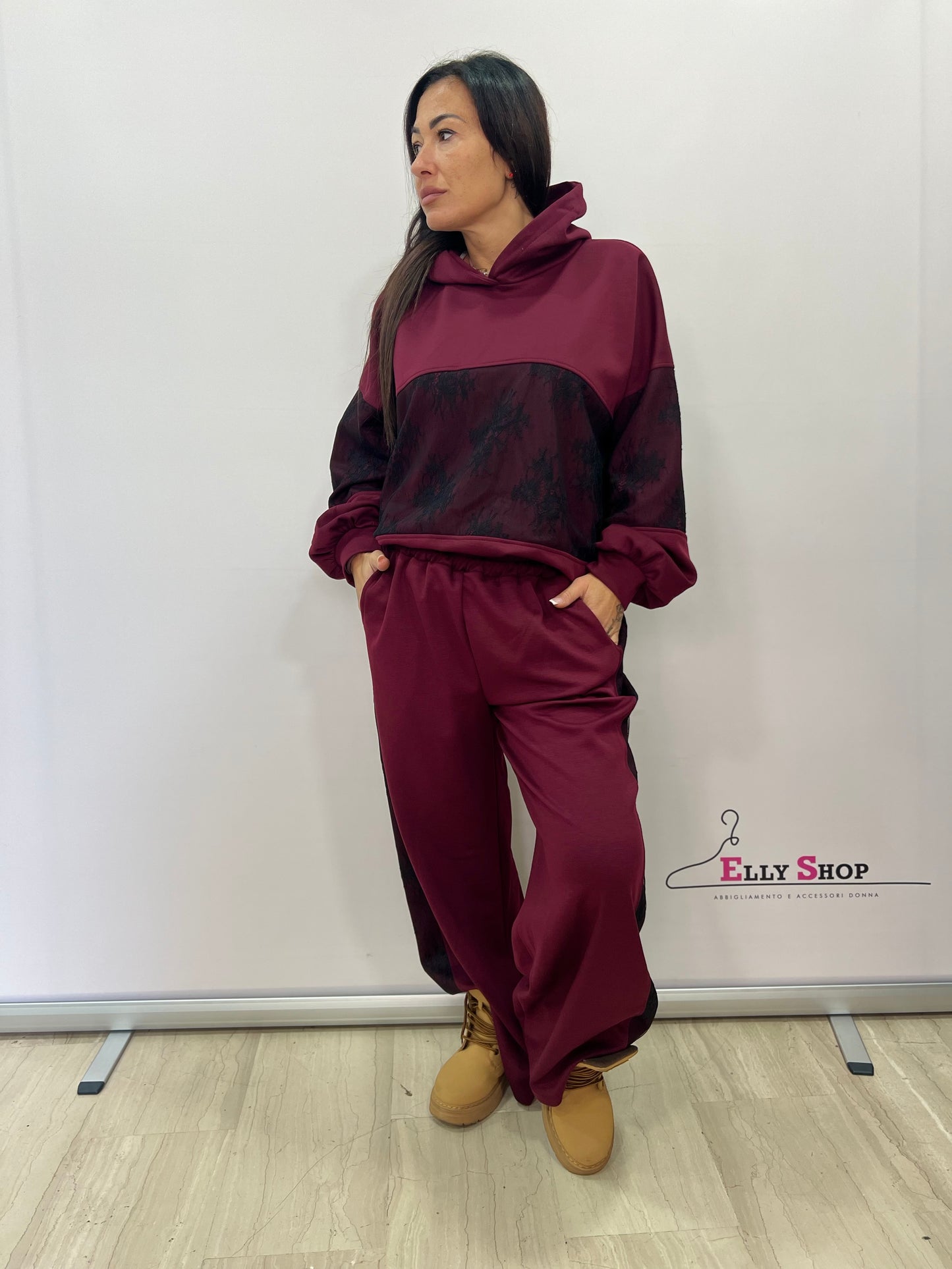 Completo donna curvy felpa e pantaloni casual