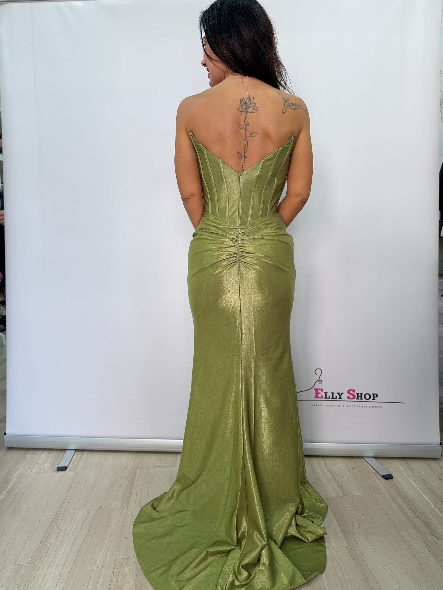 Abito lungo elegante con spacco e corsetto donna