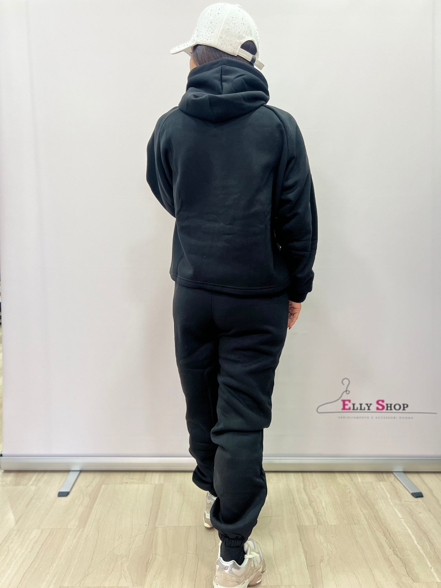 Completo tuta donna con felpa cappuccio