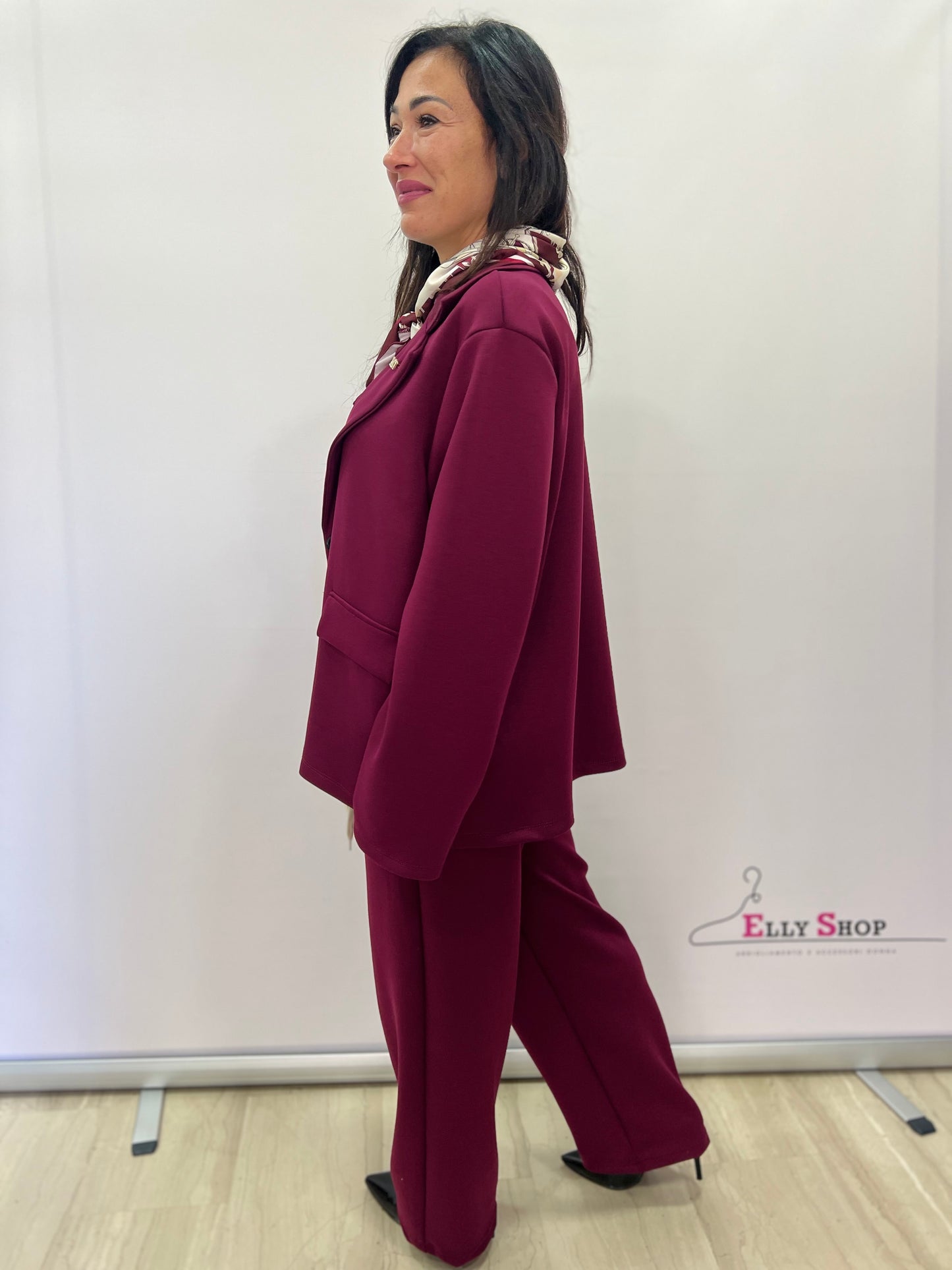 Completo Tailleur donna elegante sportivo