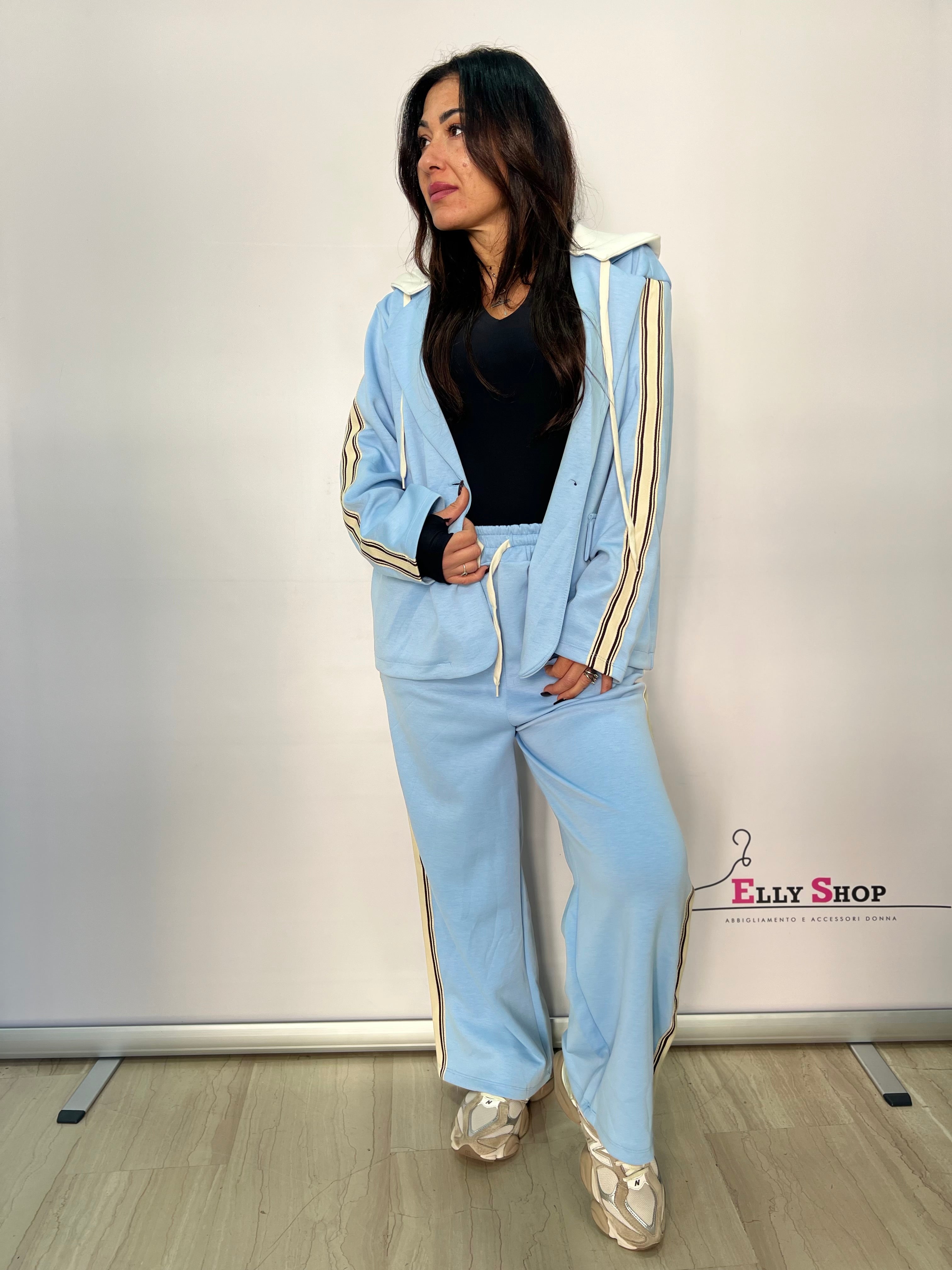 Completo donna sport chic con cappuccio