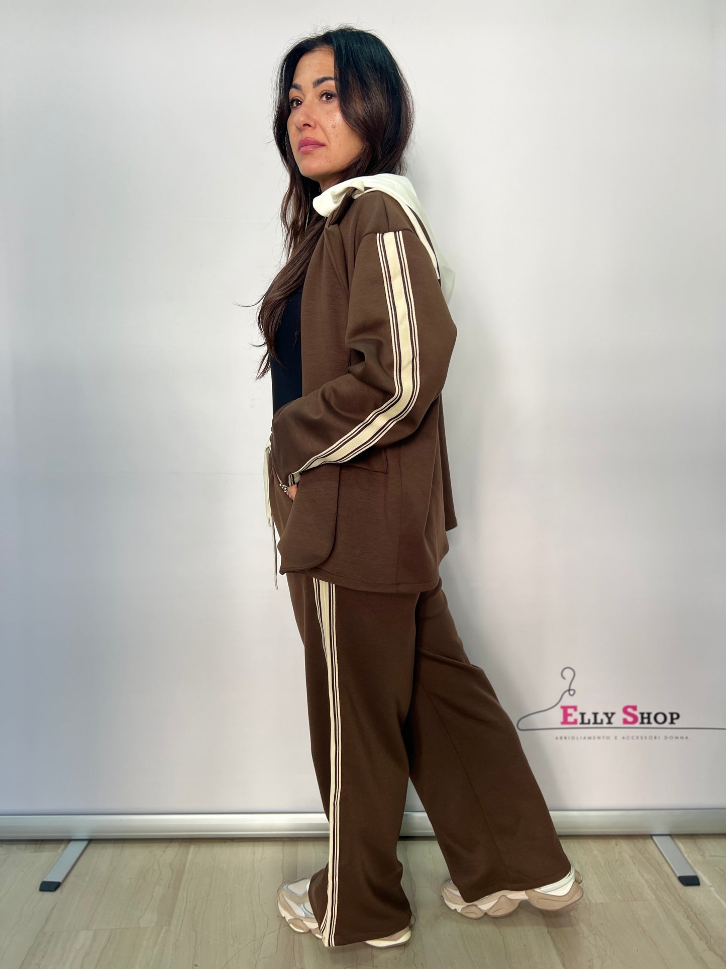 Completo donna sport chic con cappuccio