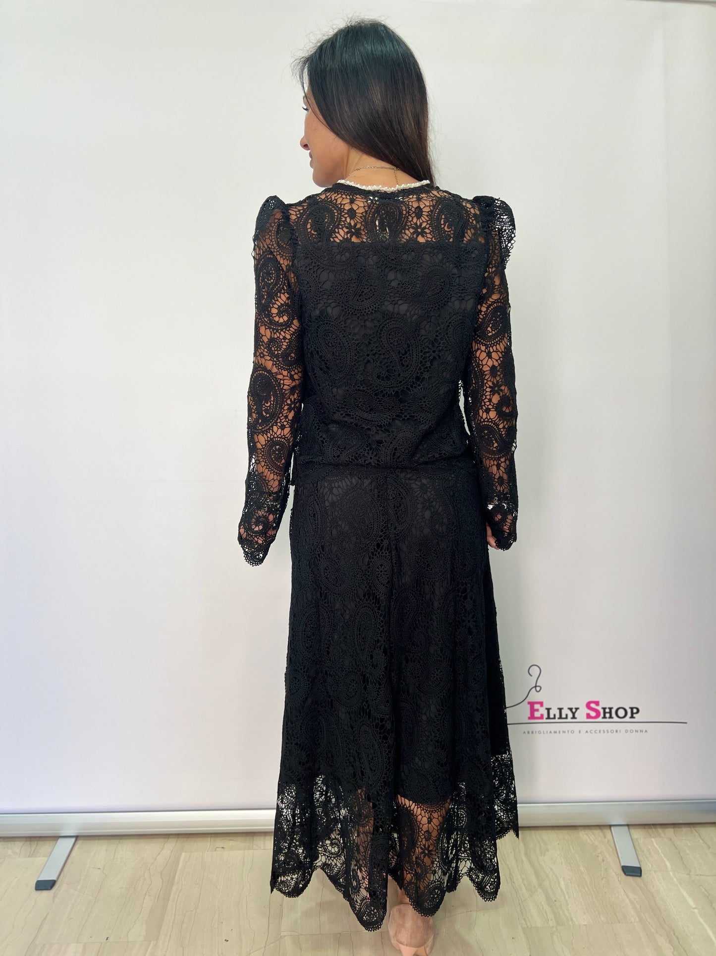 Completo donna elegante in pizzo nero due pezzi