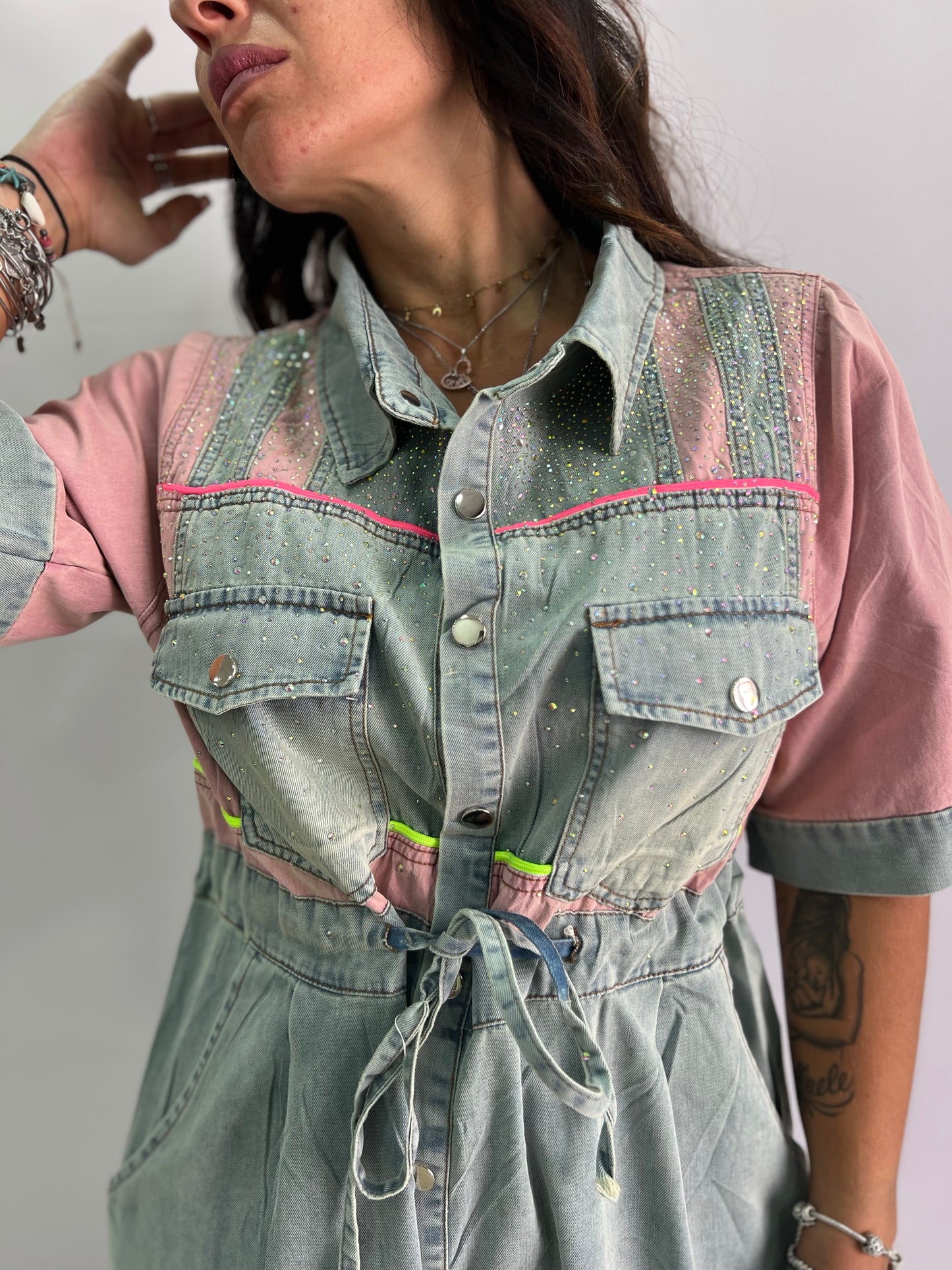 Tuta intera donna in denim bicolore con coulisse – Taglia unica fino alla 50
