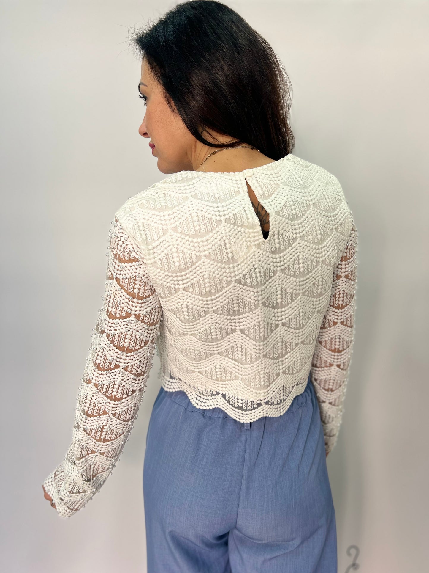 Top crop in pizzo con perline donna