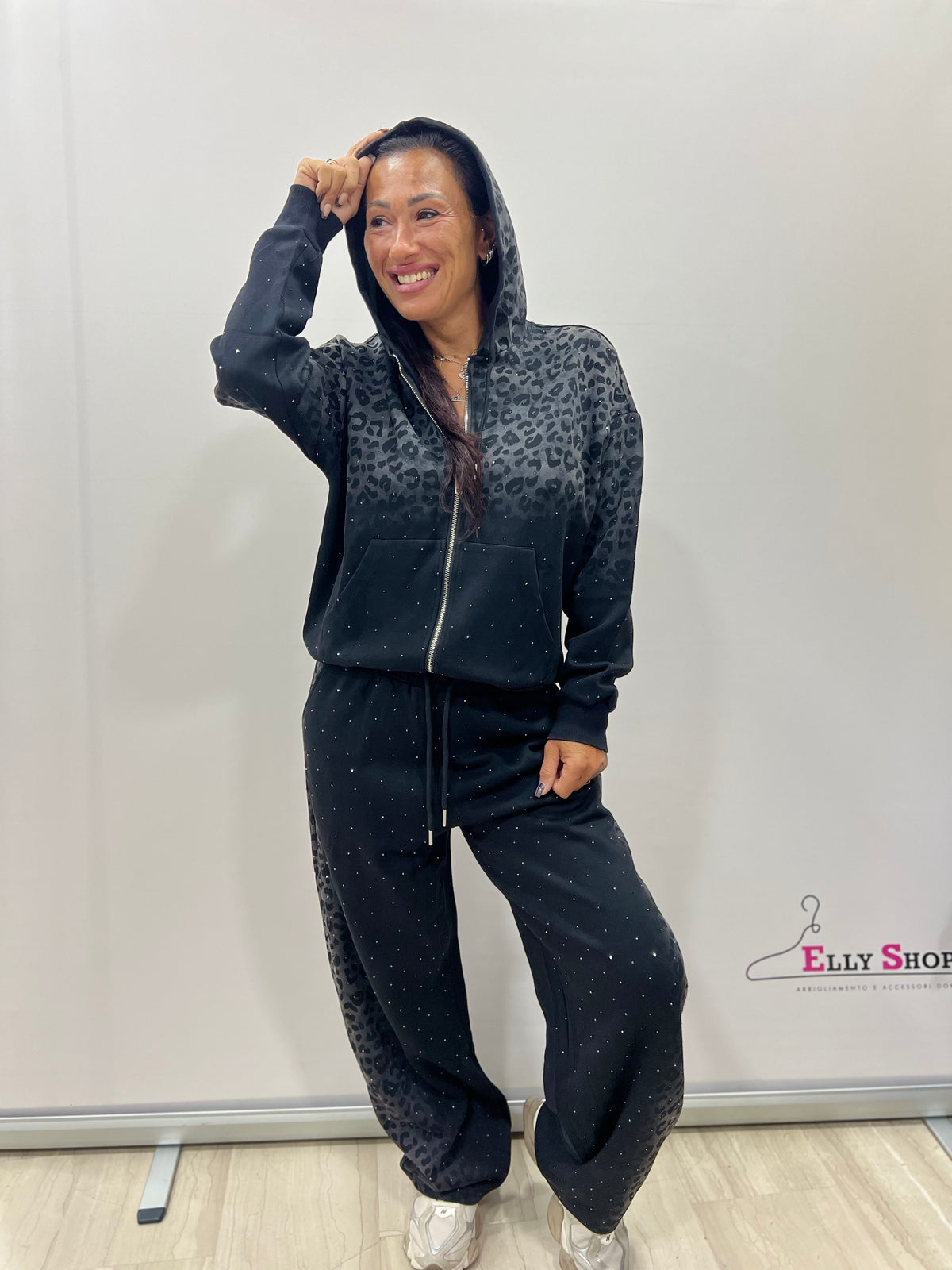 Completo Donna Animalier con Strass e Cappuccio