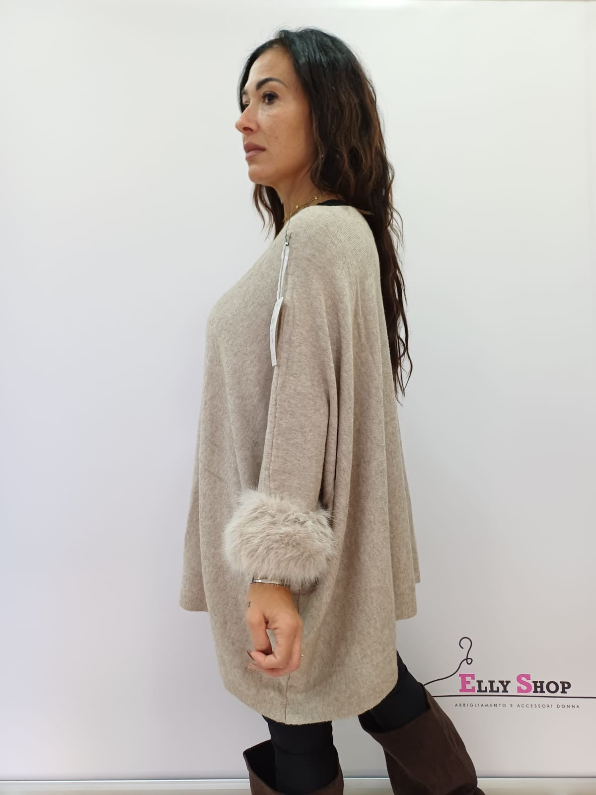 Poncho donna con ecopelliccia elegante