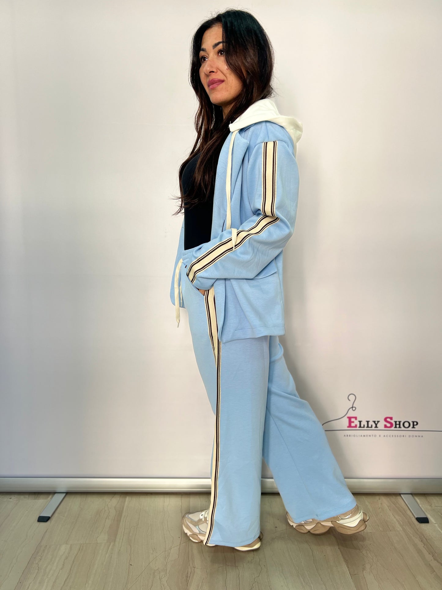 Completo donna sport chic con cappuccio