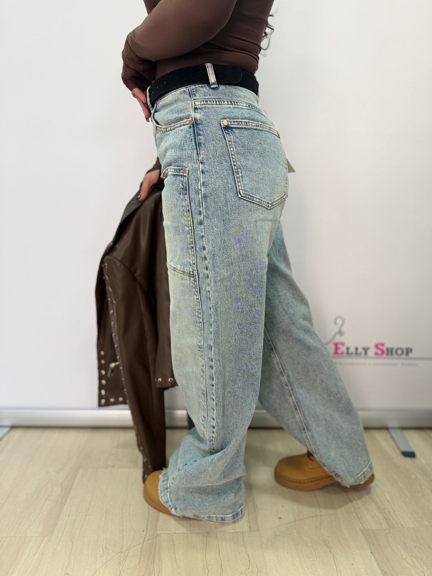 Jeans cargo donna a gamba ampia denim chiaro