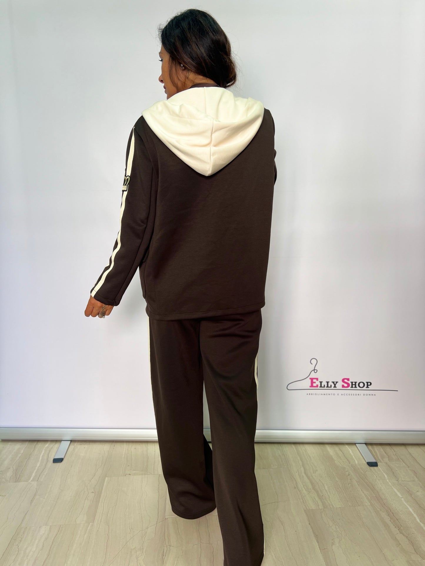 Completo tailleur queen vari colori
