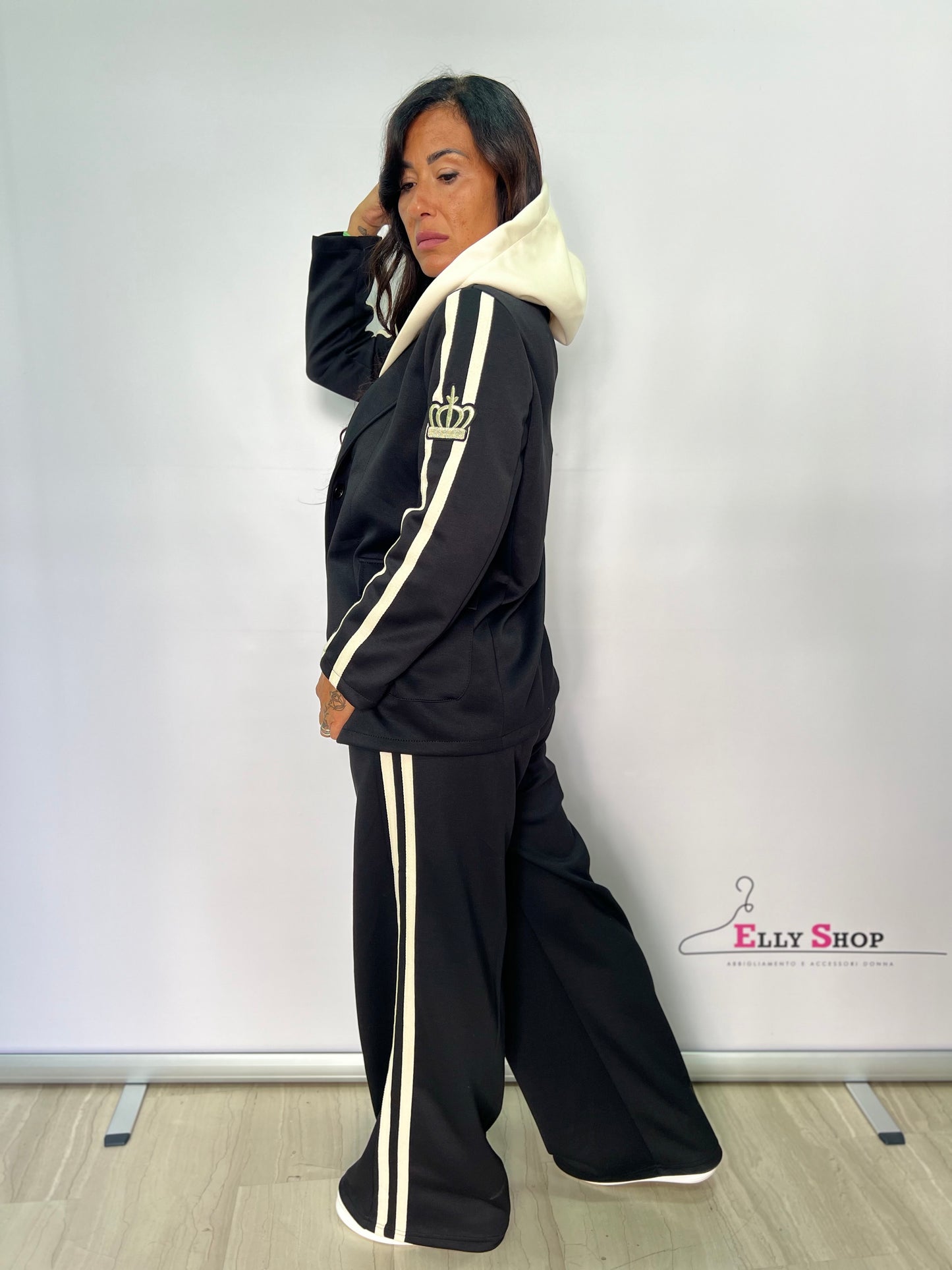 Completo tailleur queen vari colori