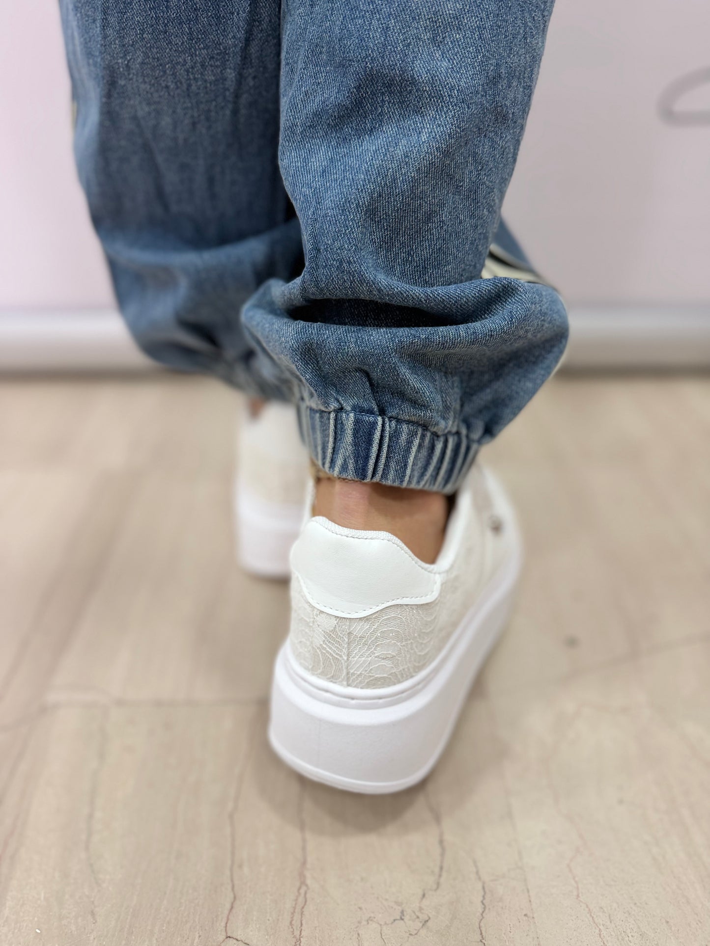 Sneakers donna platform in pizzo elegante