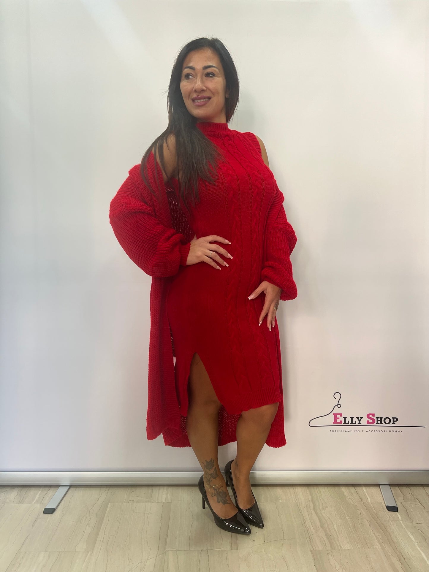 Coordinato abito maglia e cardigan donna