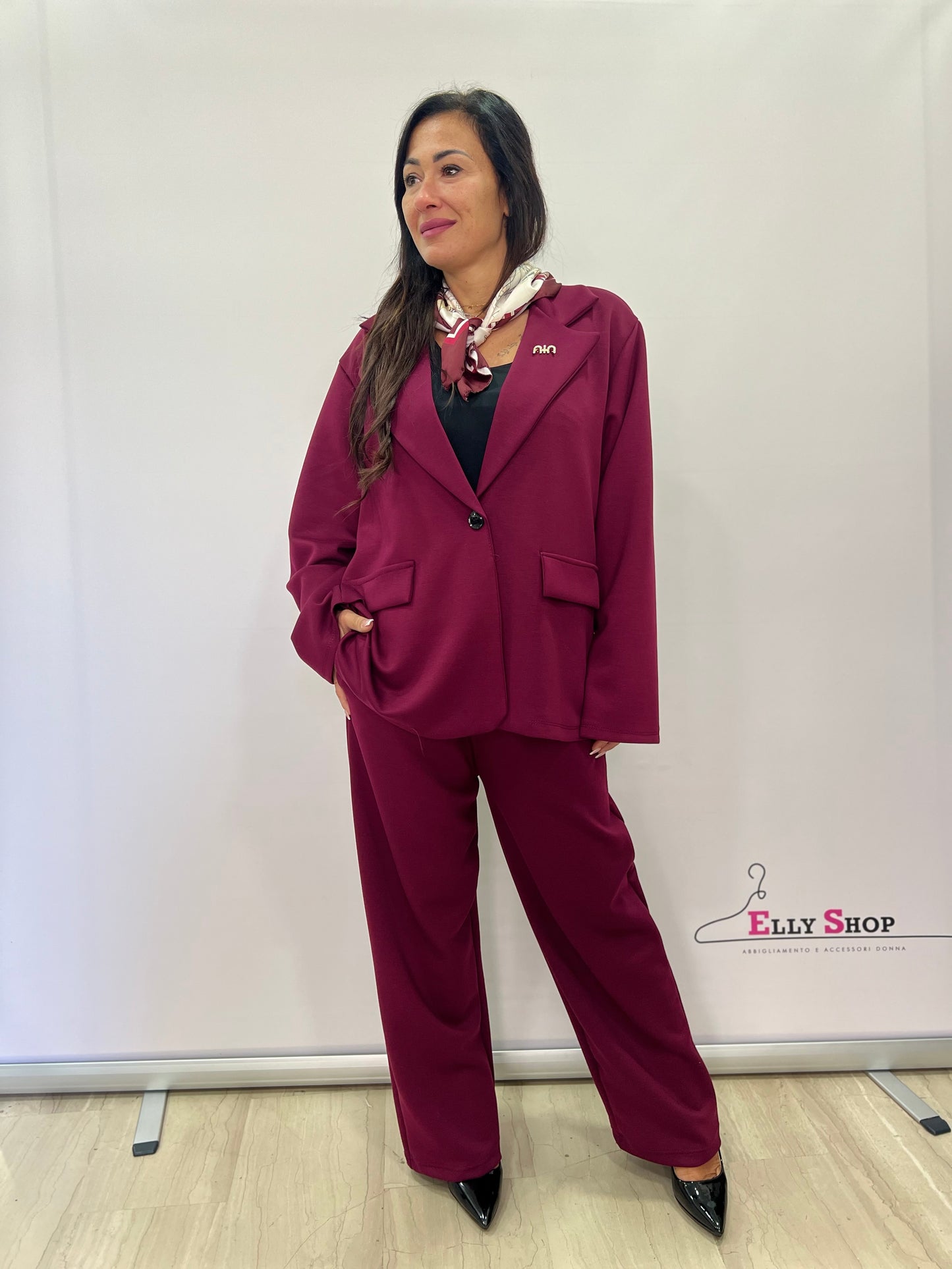 Completo Tailleur donna elegante sportivo