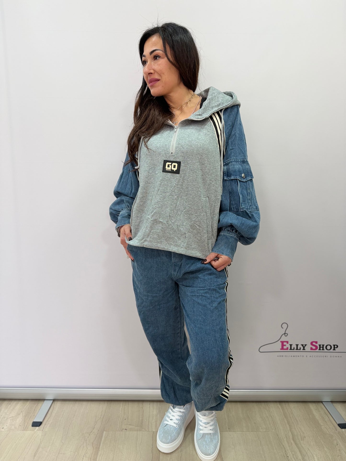 Completo tuta donna denim mix con cappuccio