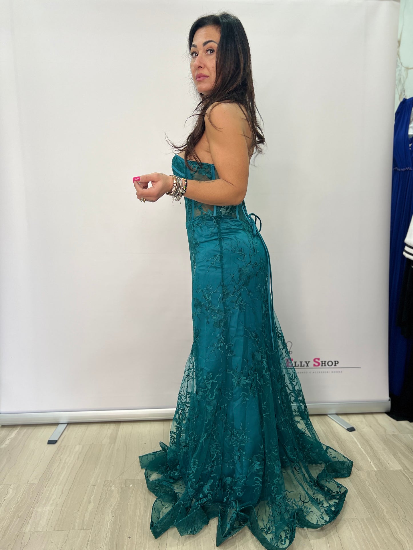 Abito lungo sirena con corsetto elegante