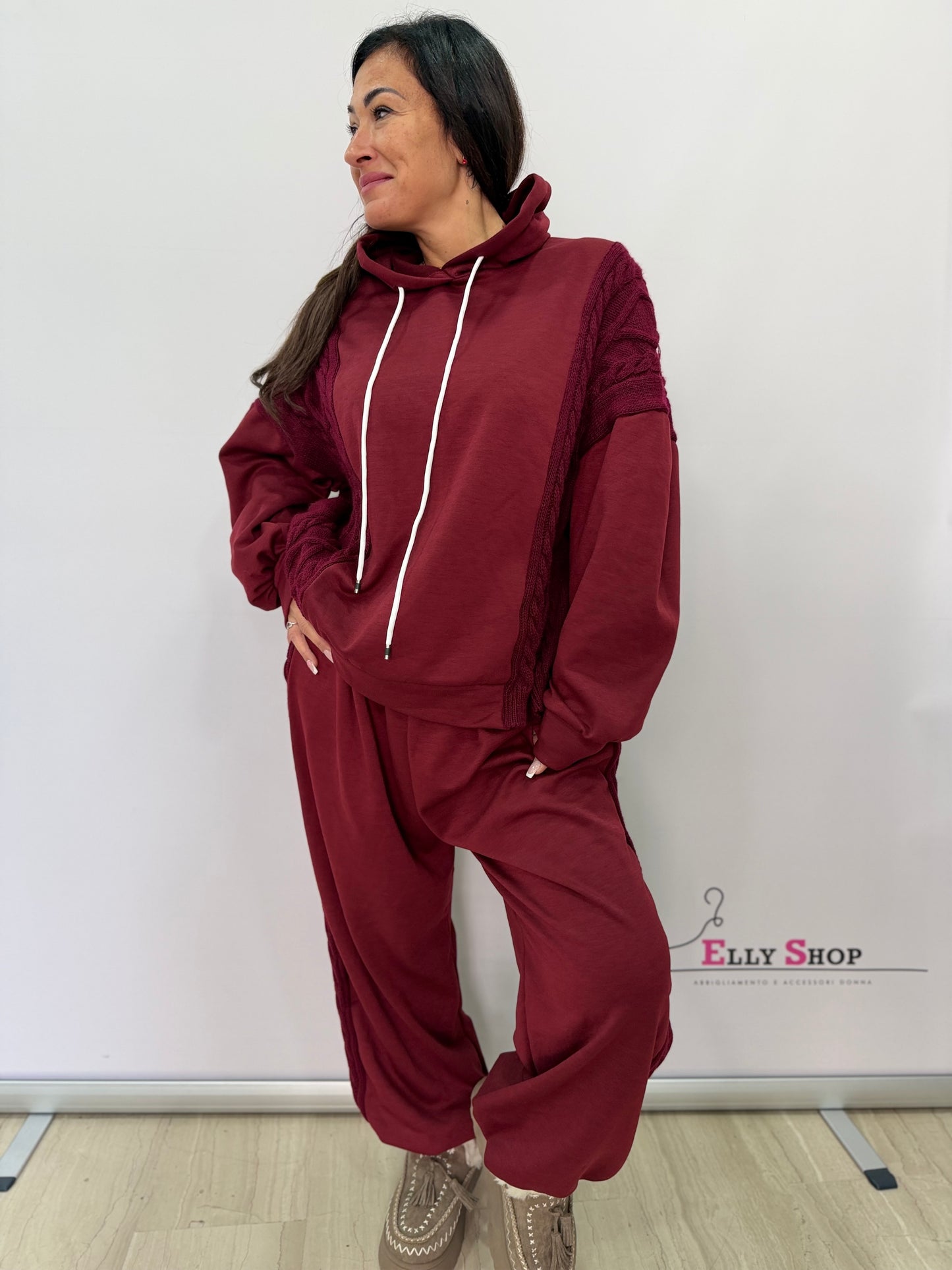 Completo donna curvy felpa e pantalone casual