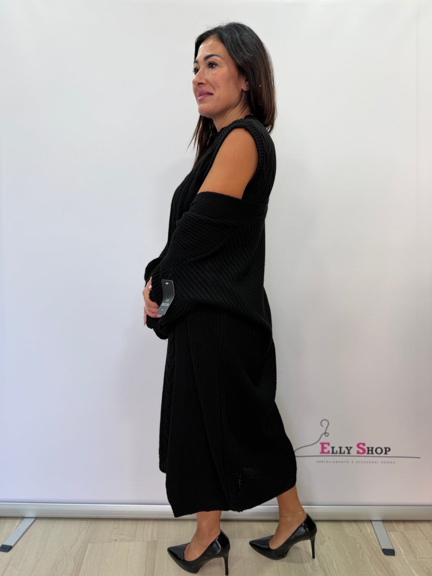 Coordinato abito maglia e cardigan donna