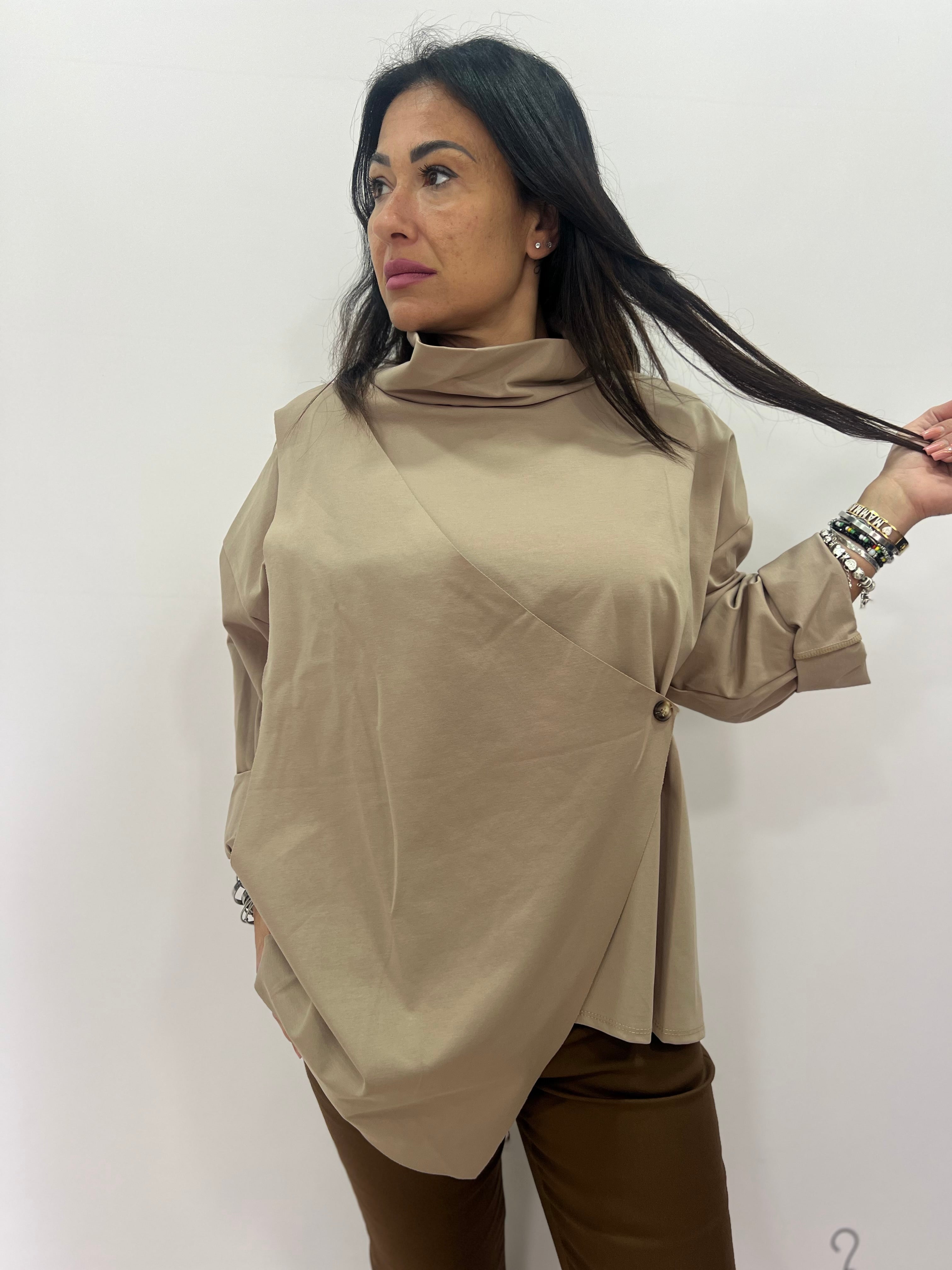 Blusa oversize asimmetrica elegante donna