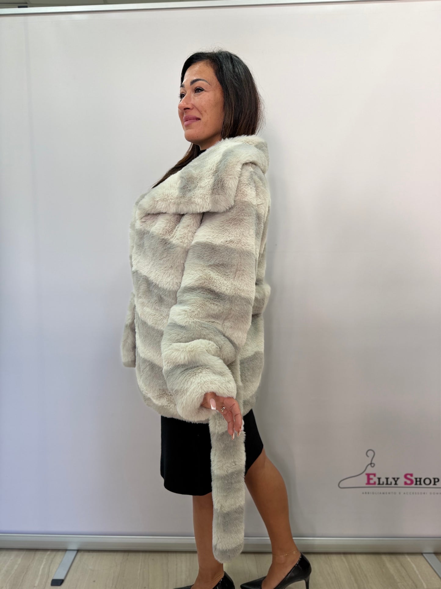 Giacca pelliccia sintetica donna elegante