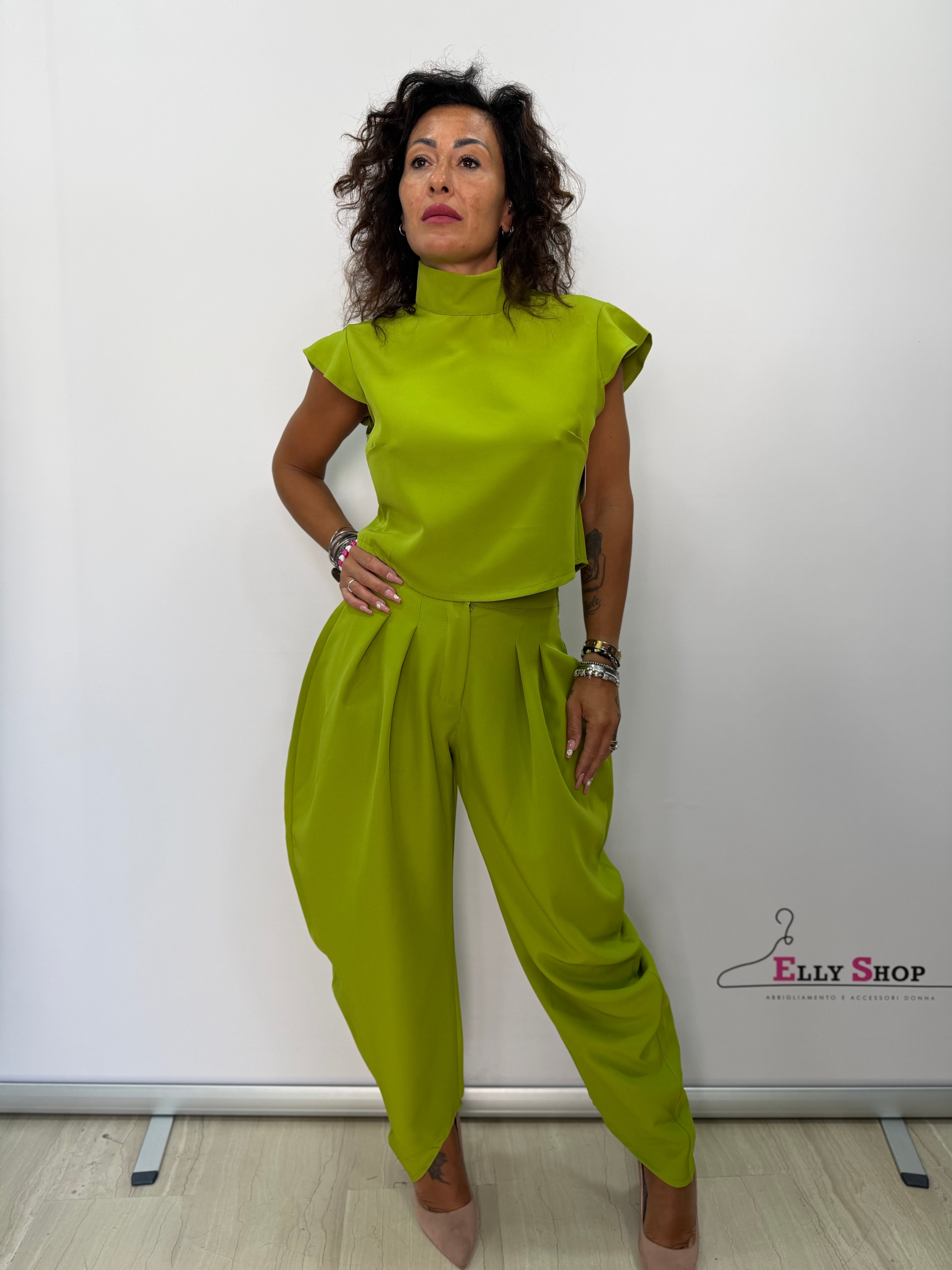 Completo Valeria2 Donna Chic Collo Alto e Pantalone Drappeggiato