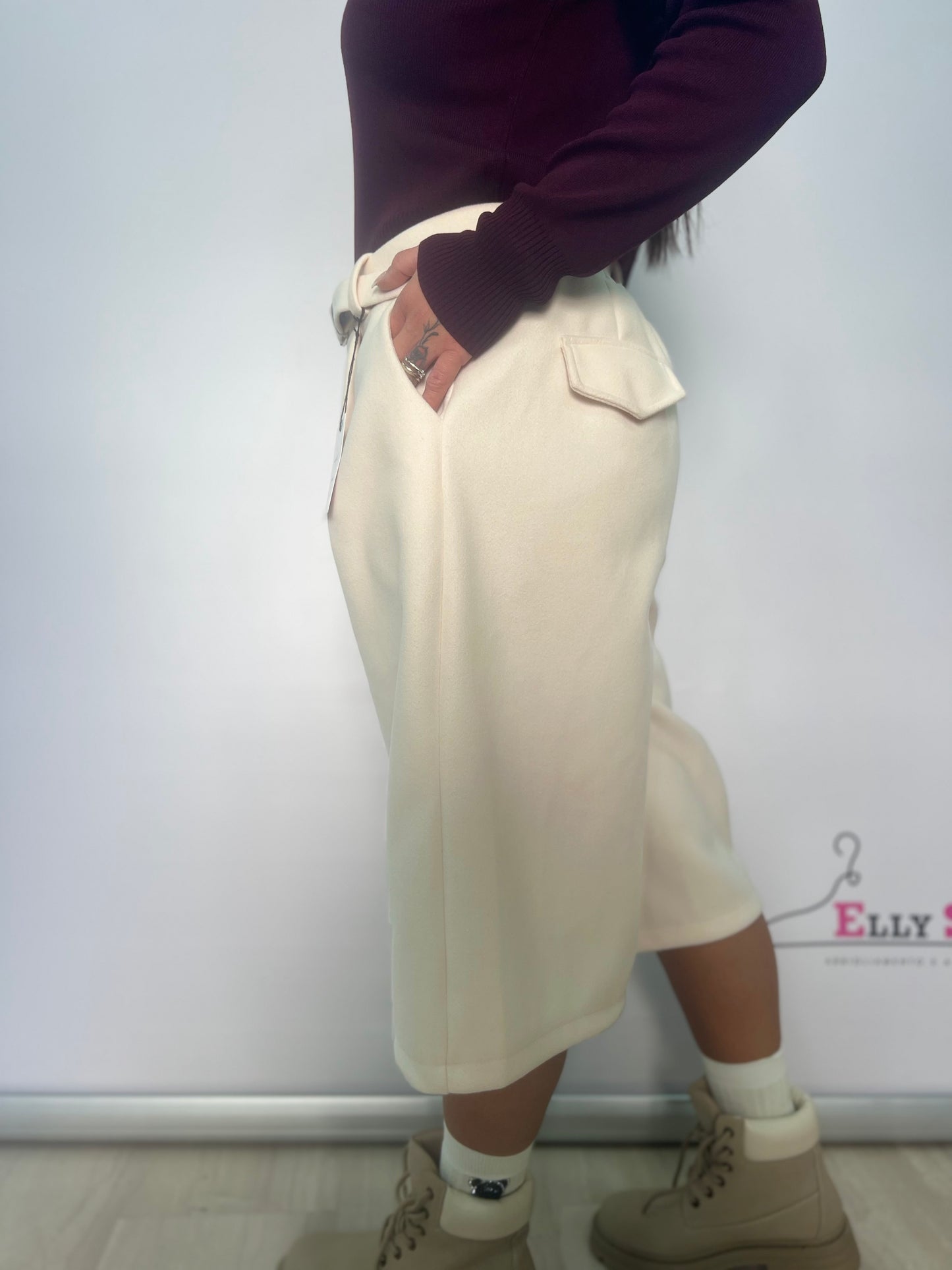 Bermuda donna con cintura elegante