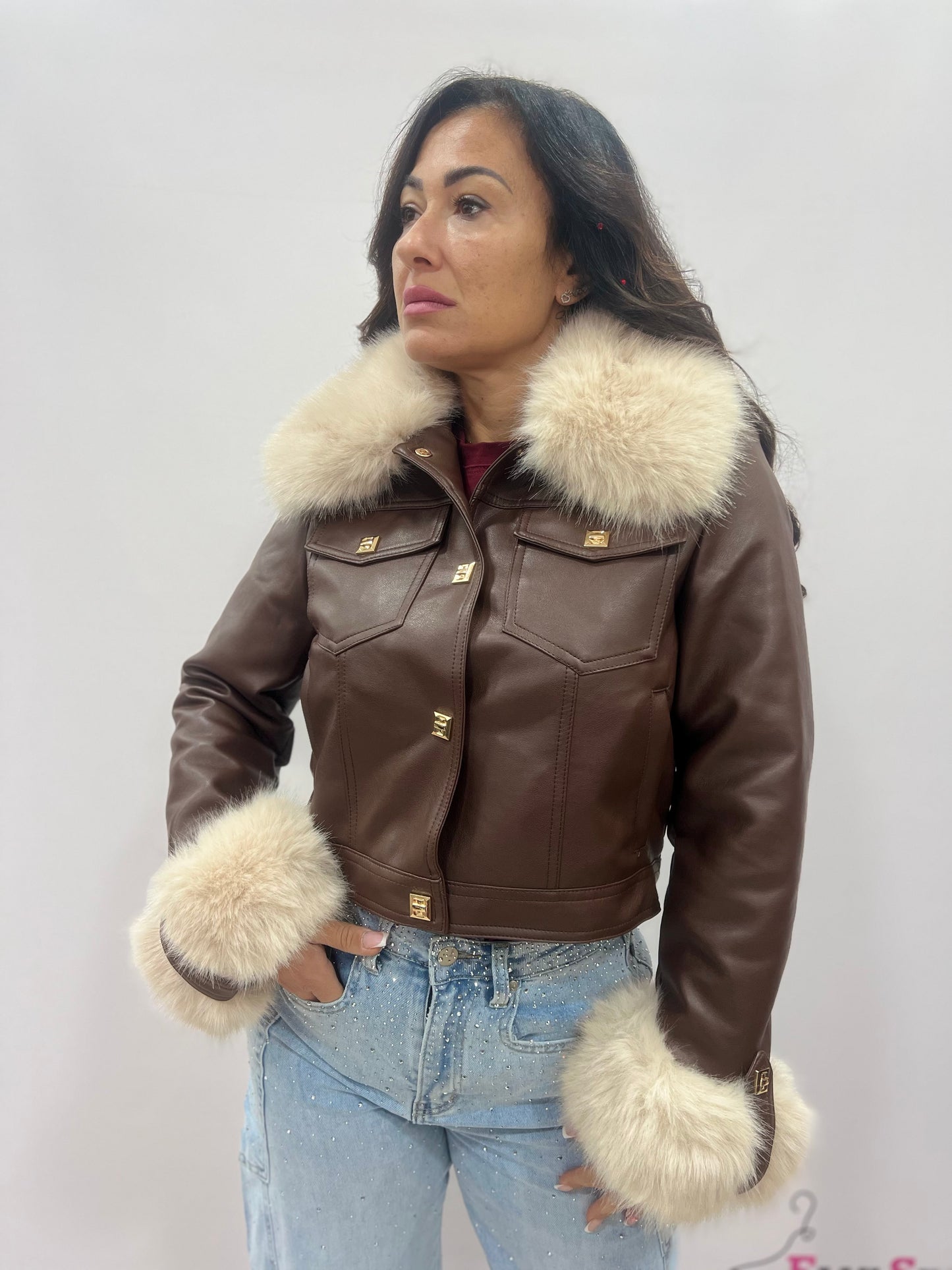 Giacca ecopelle corta con pelliccia removibile