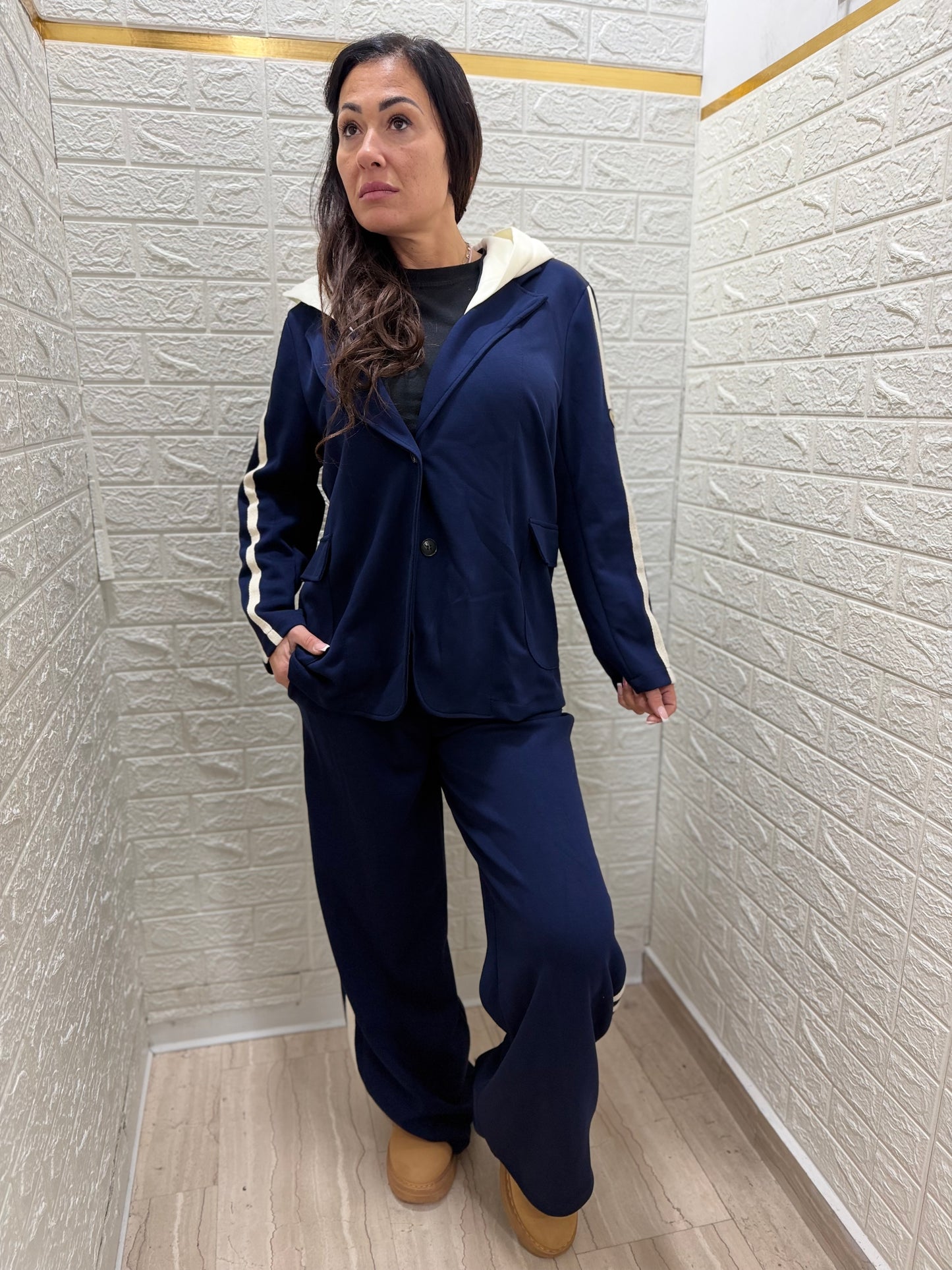 Completo tailleur queen vari colori