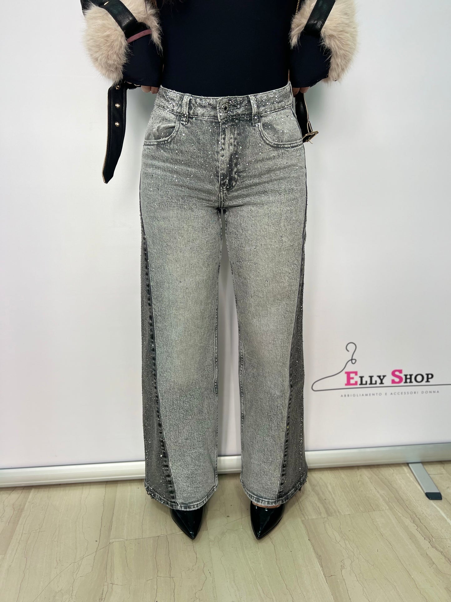 Jeans donna straight con banda laterale brillante