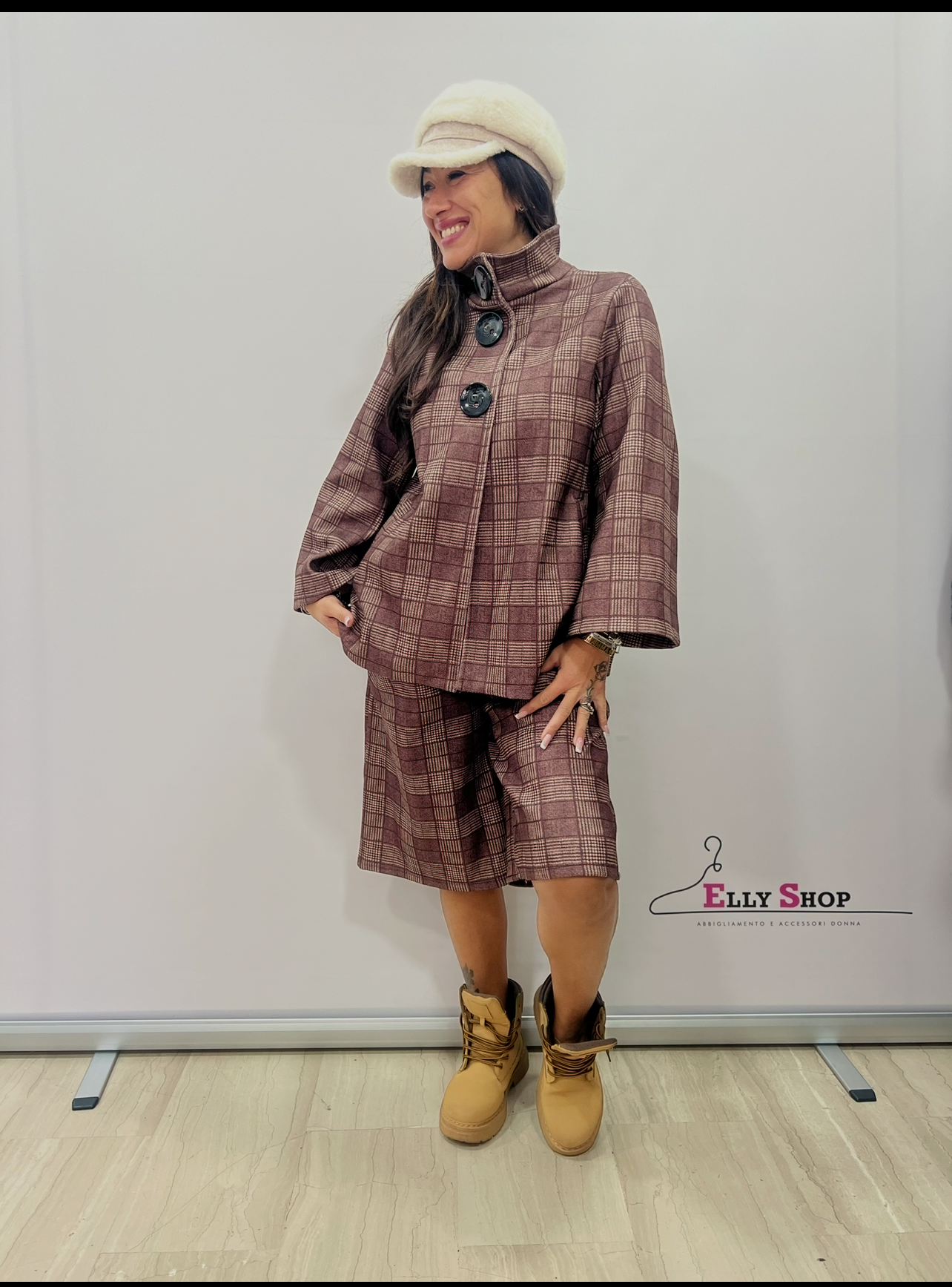 Completo donna a quadri giacca e bermuda