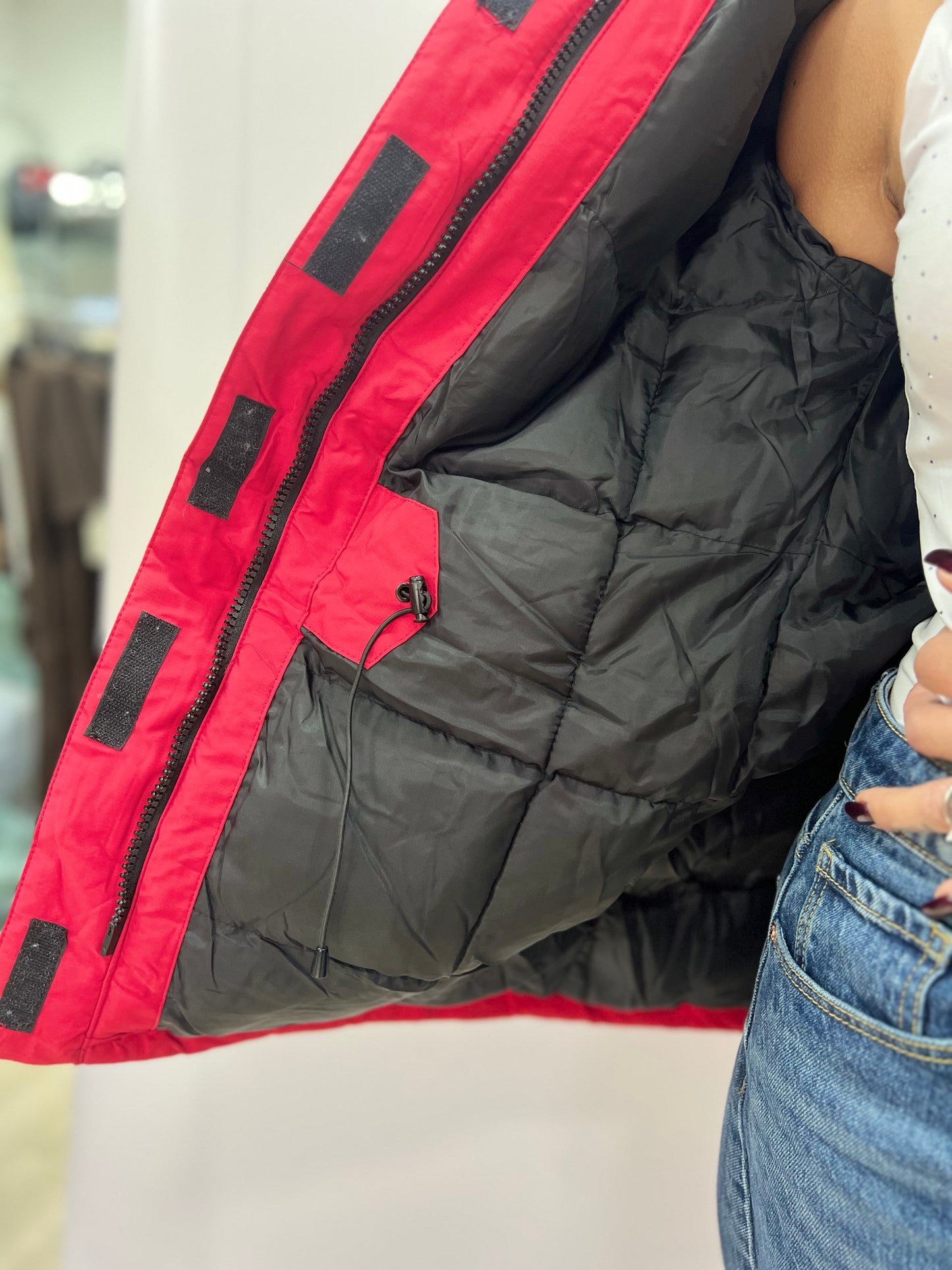 Parka donna invernale rosso con cappuccio